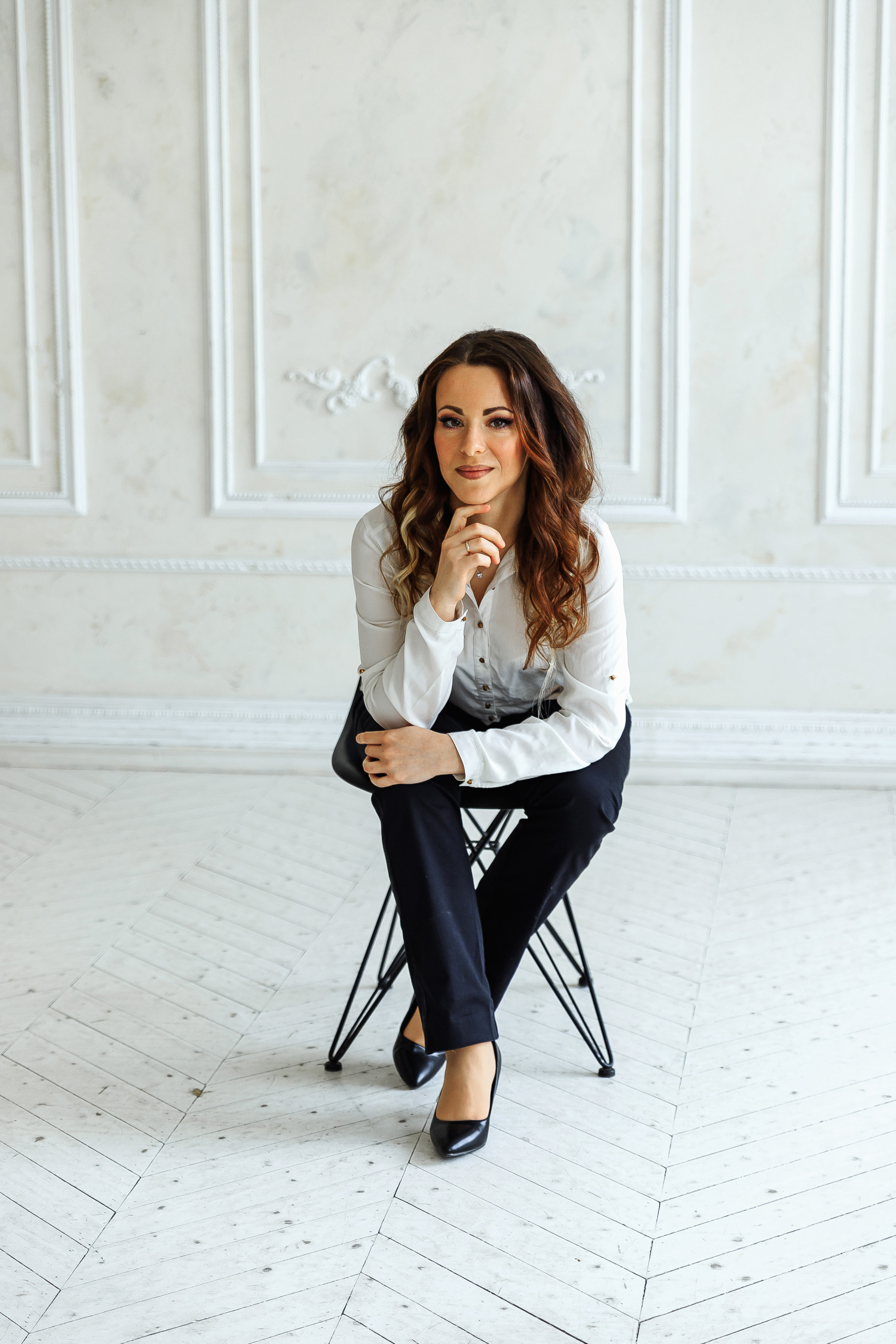 Студийная фотосессия. Светлый зал. Свадебный фотограф и видеограф — Сергей и Дарья