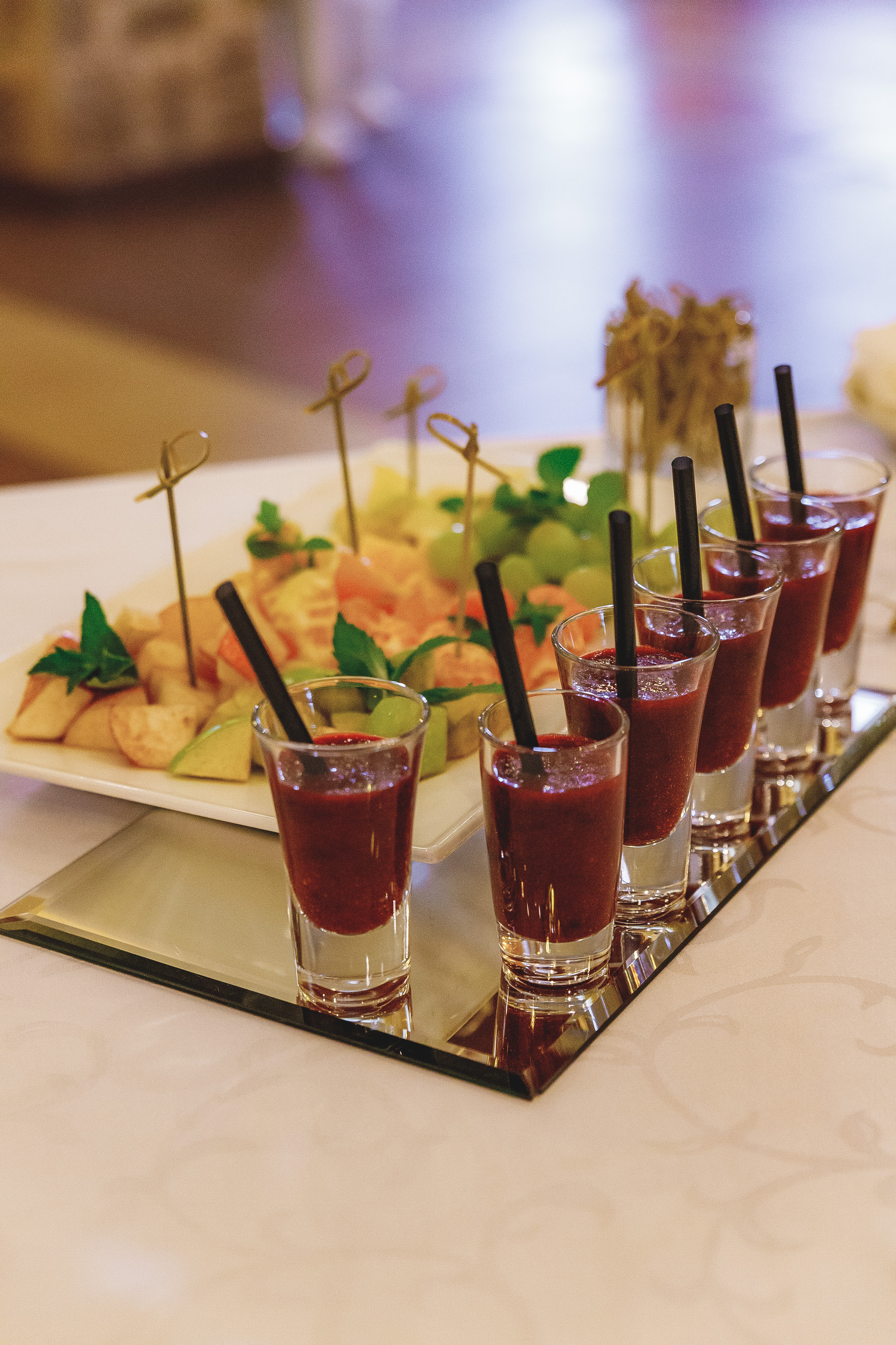 Игорь и Александра. Свадебный фотограф и видеограф — Сергей и Дарья