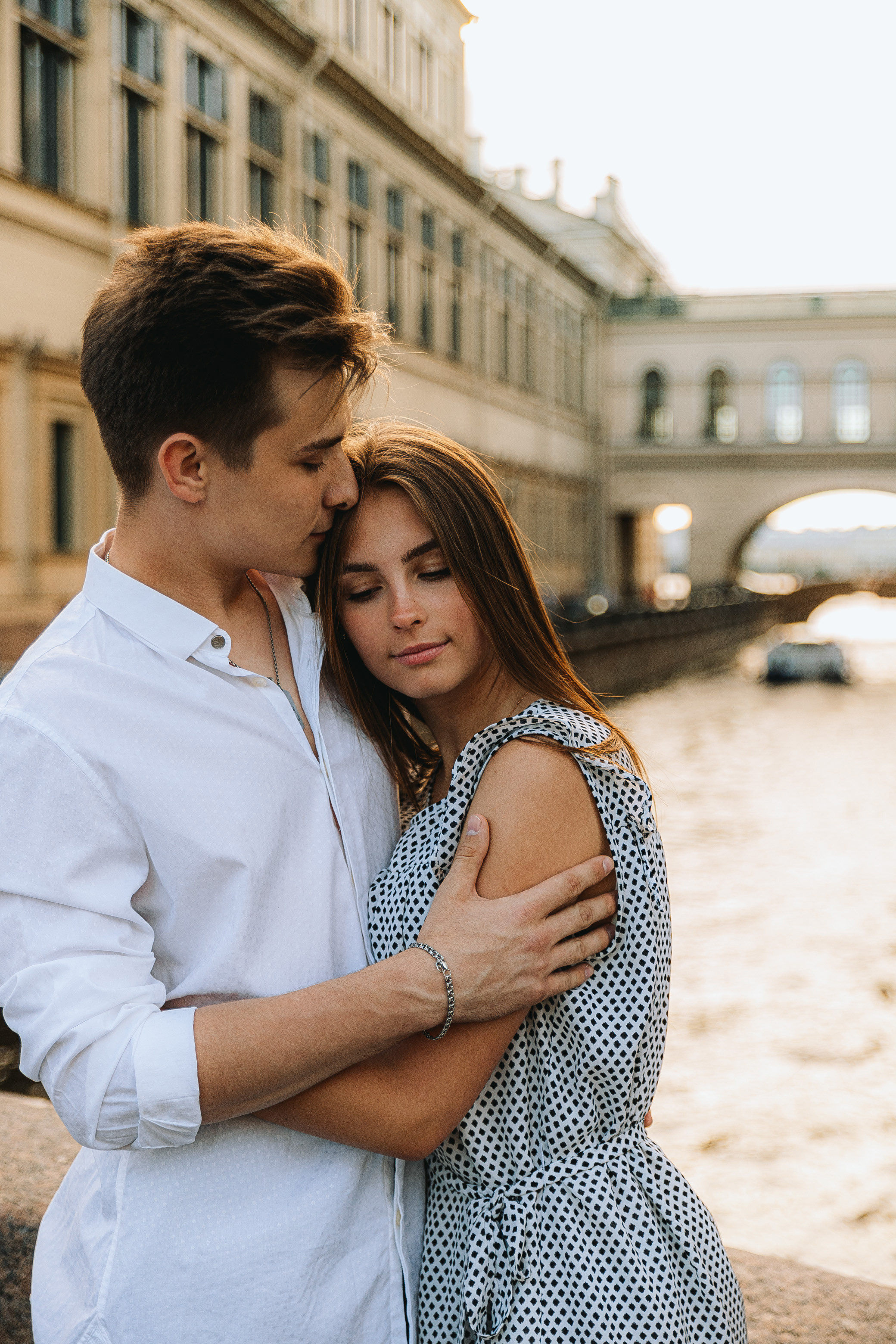 Love story. Алексей и Ирина. Летний Санкт-Петербург. Свадебный фотограф и видеограф — Сергей и Дарья
