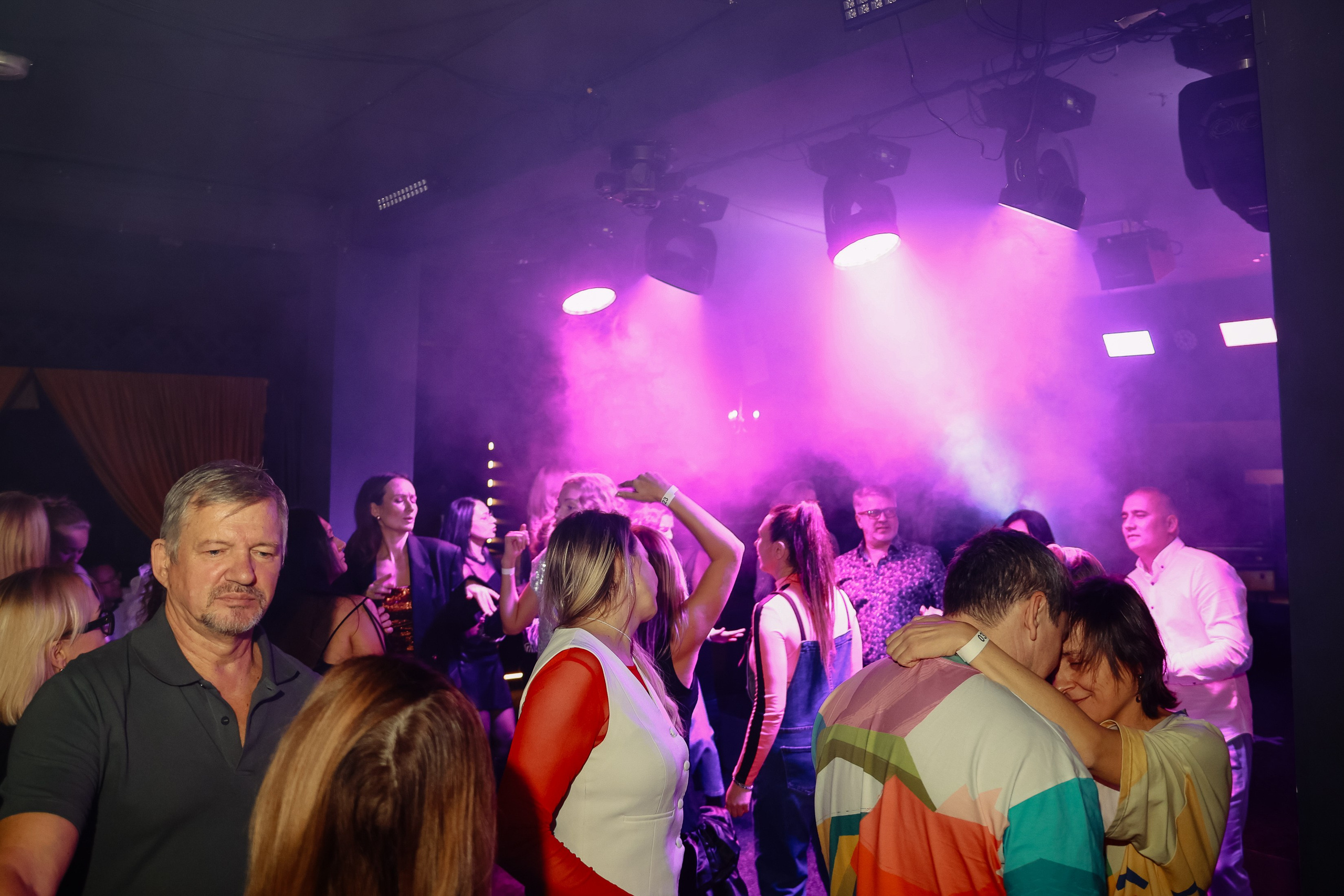 Дискотека под хиты 2000 в Истории. Фотограф Юлия Мальцева