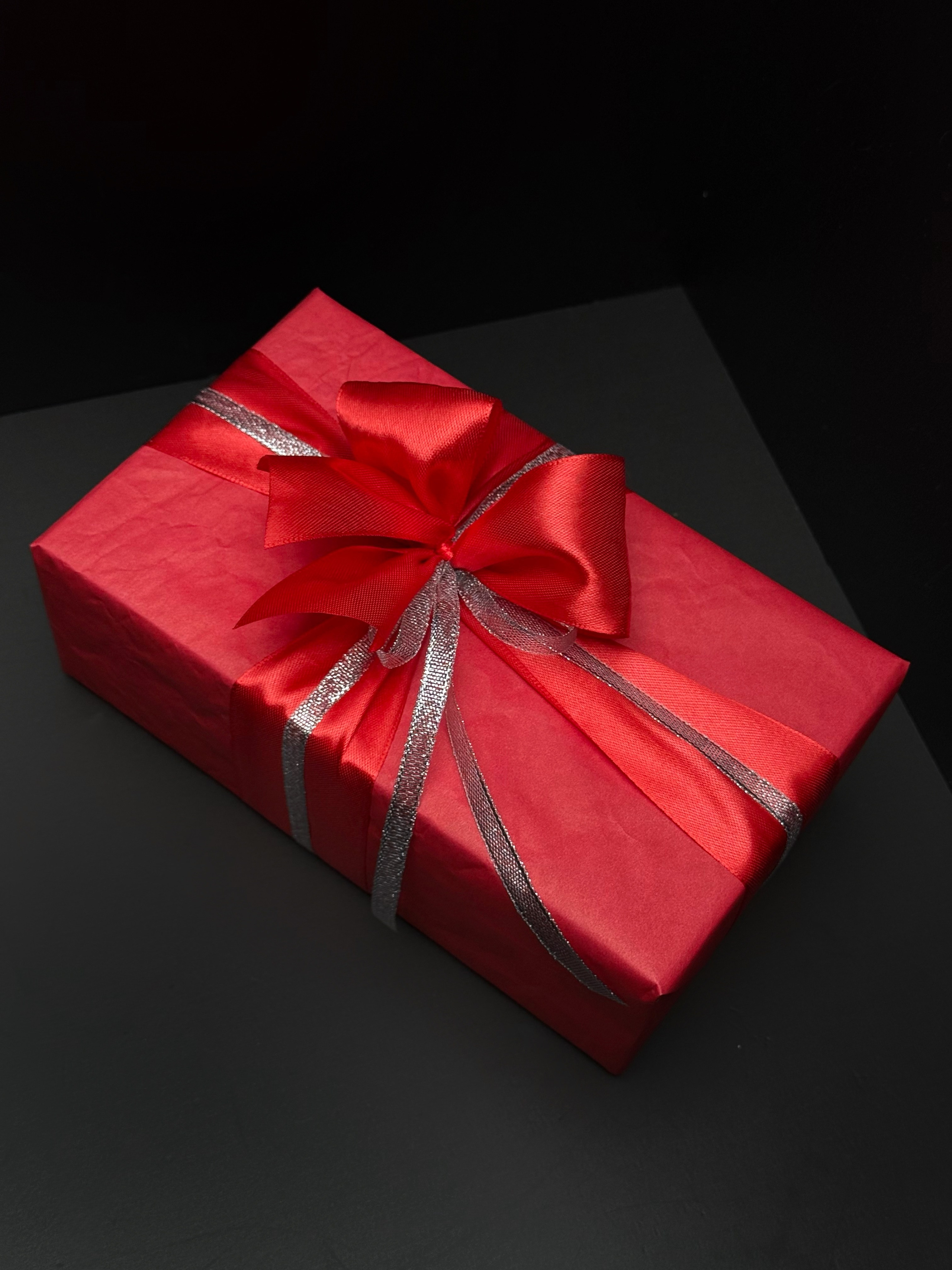 Новогоднее оформление подарка. Студия подарочных наборов «Владия»