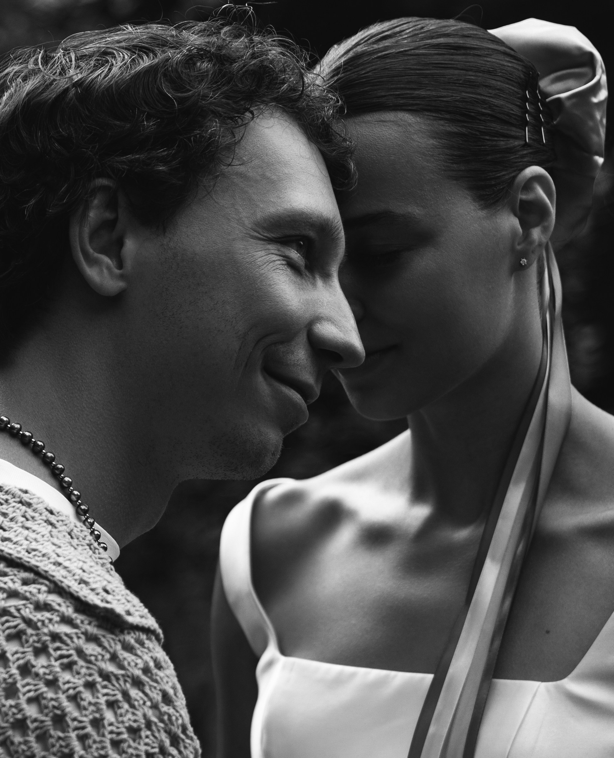 ПАРОЧКА В ЖЕЛТЫХ САПОЖКАХ С РАЙОНА