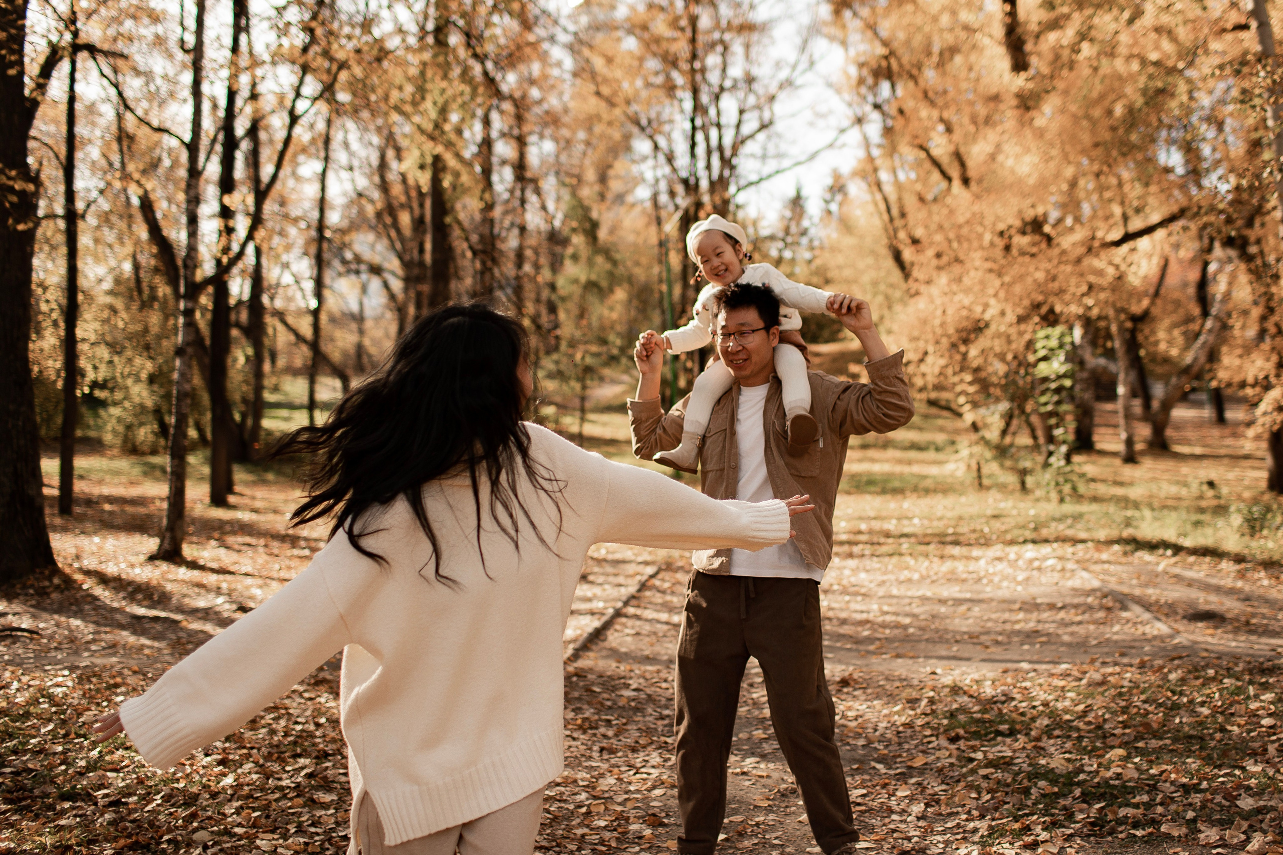 Осень в Харитоновском парке. Семейная съемка — это красивый способ признаться своей семье в любви