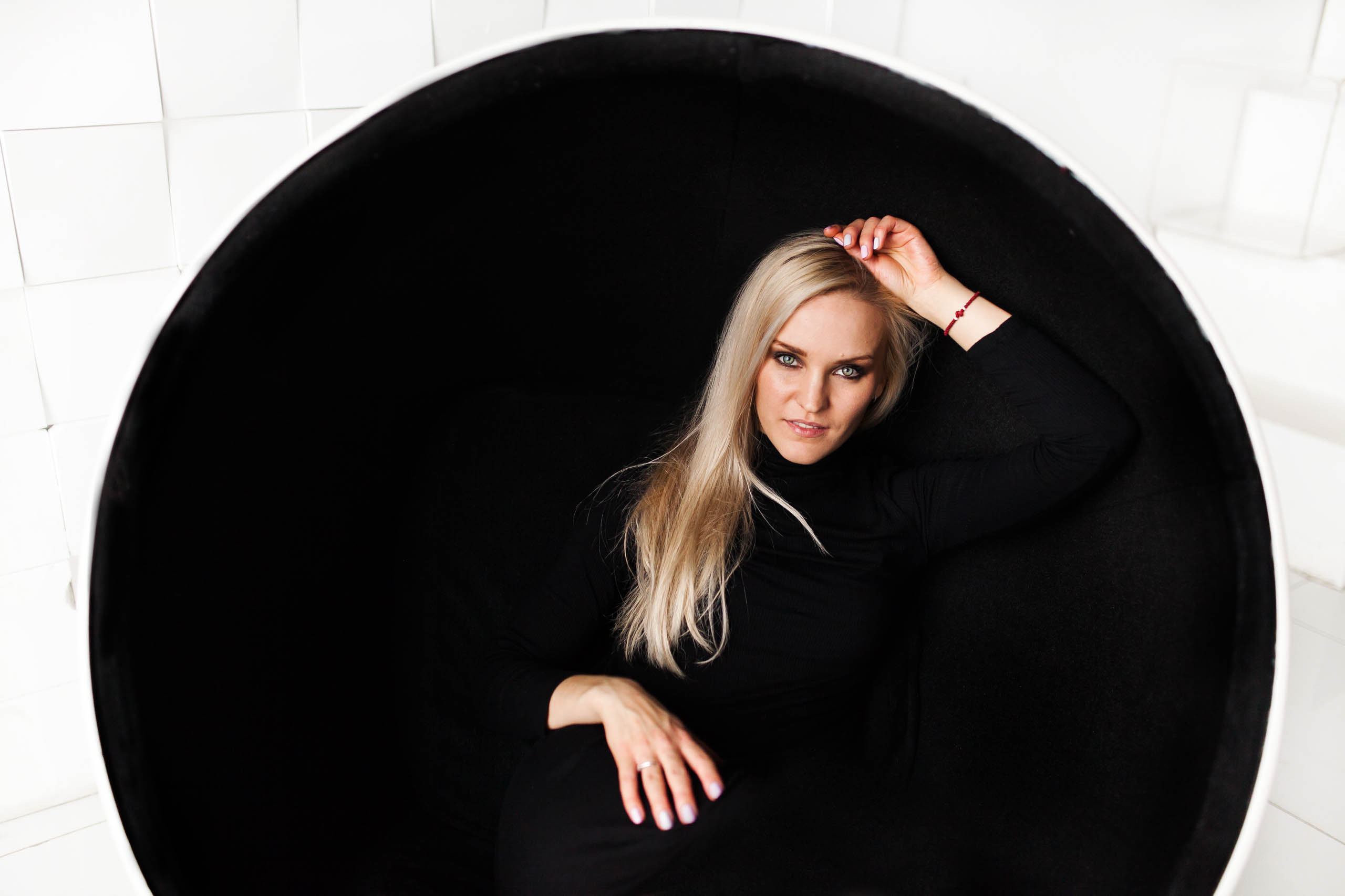 Имиджевая контент фотосессия для владелицы студии танцев. Портретный фотограф в Москве Анна Лукерьина