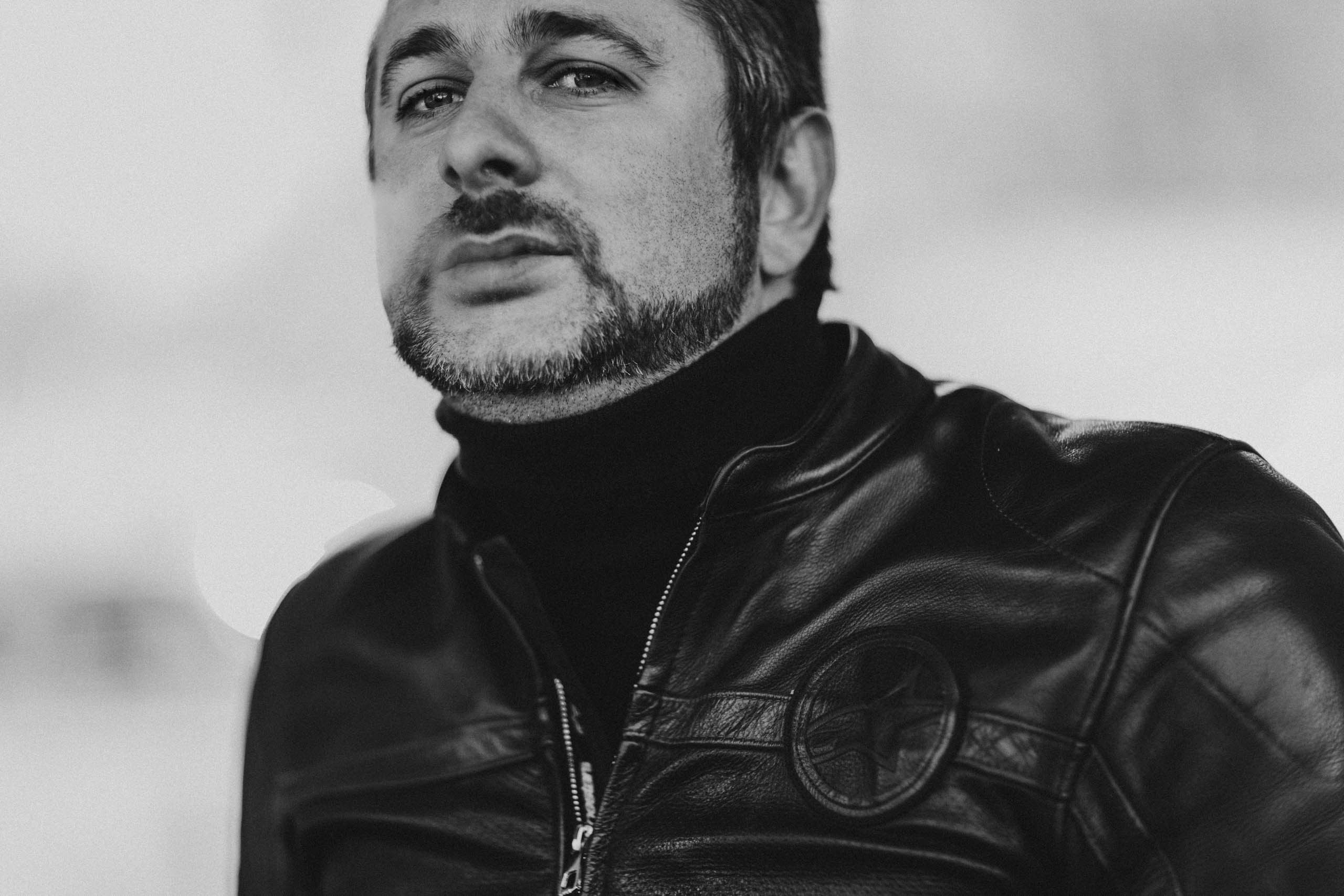 Мужской портрет для байкера Дмитрия. Портретный фотограф в Москве Анна Лукерьина