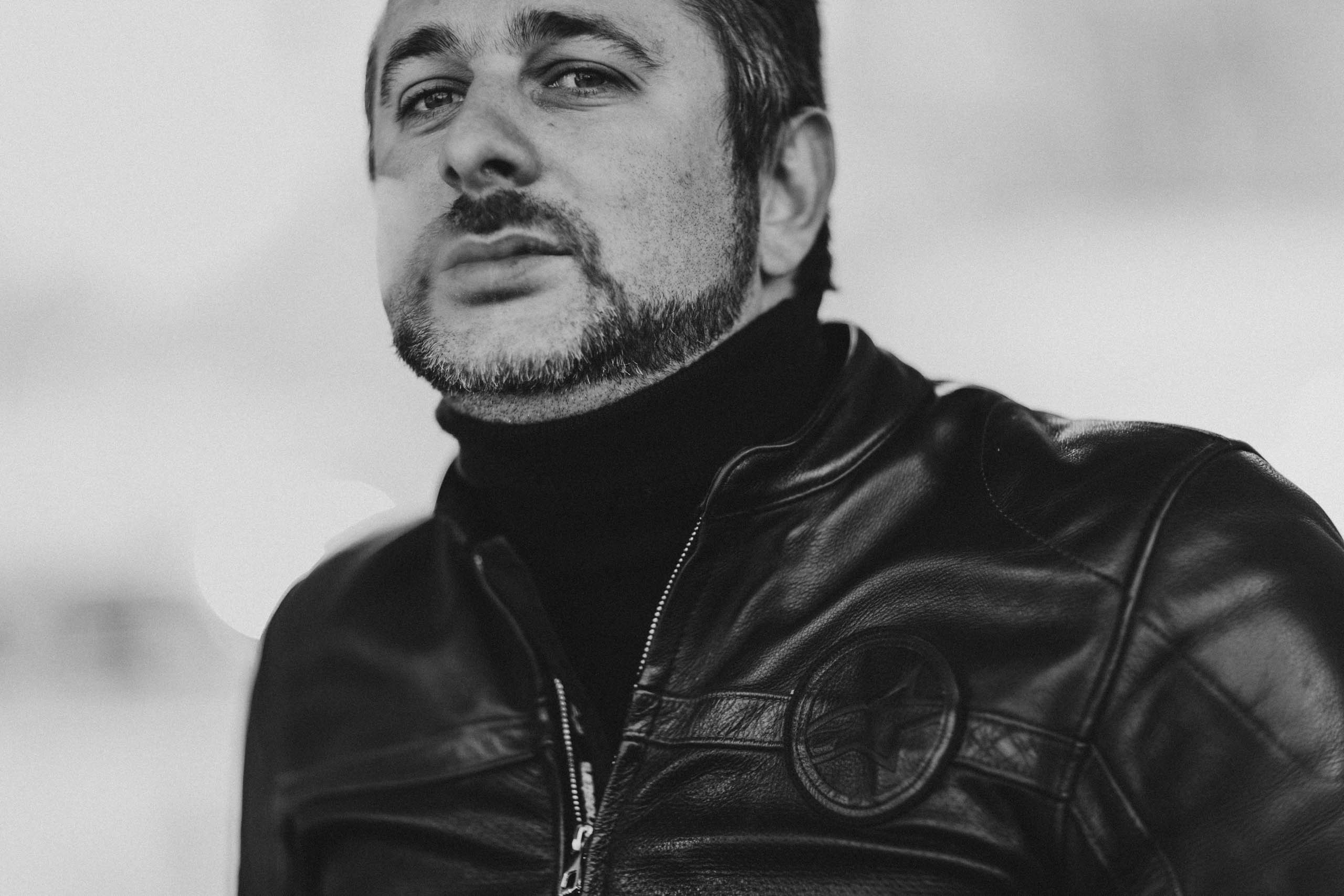 Мужской портрет для байкера Дмитрия. Портретный фотограф в Москве Анна Лукерьина