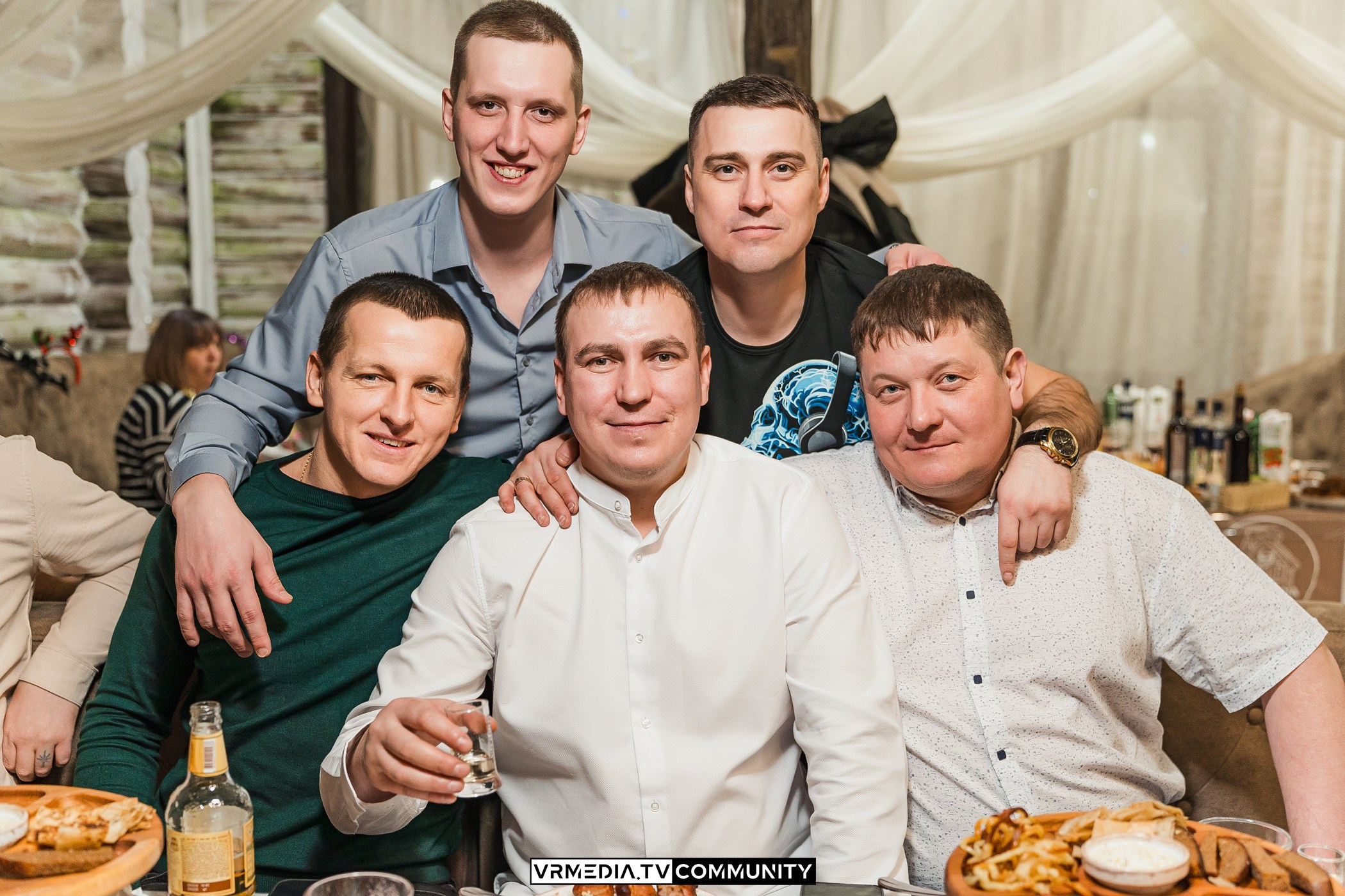 Новогодний вечер у «Петровича»