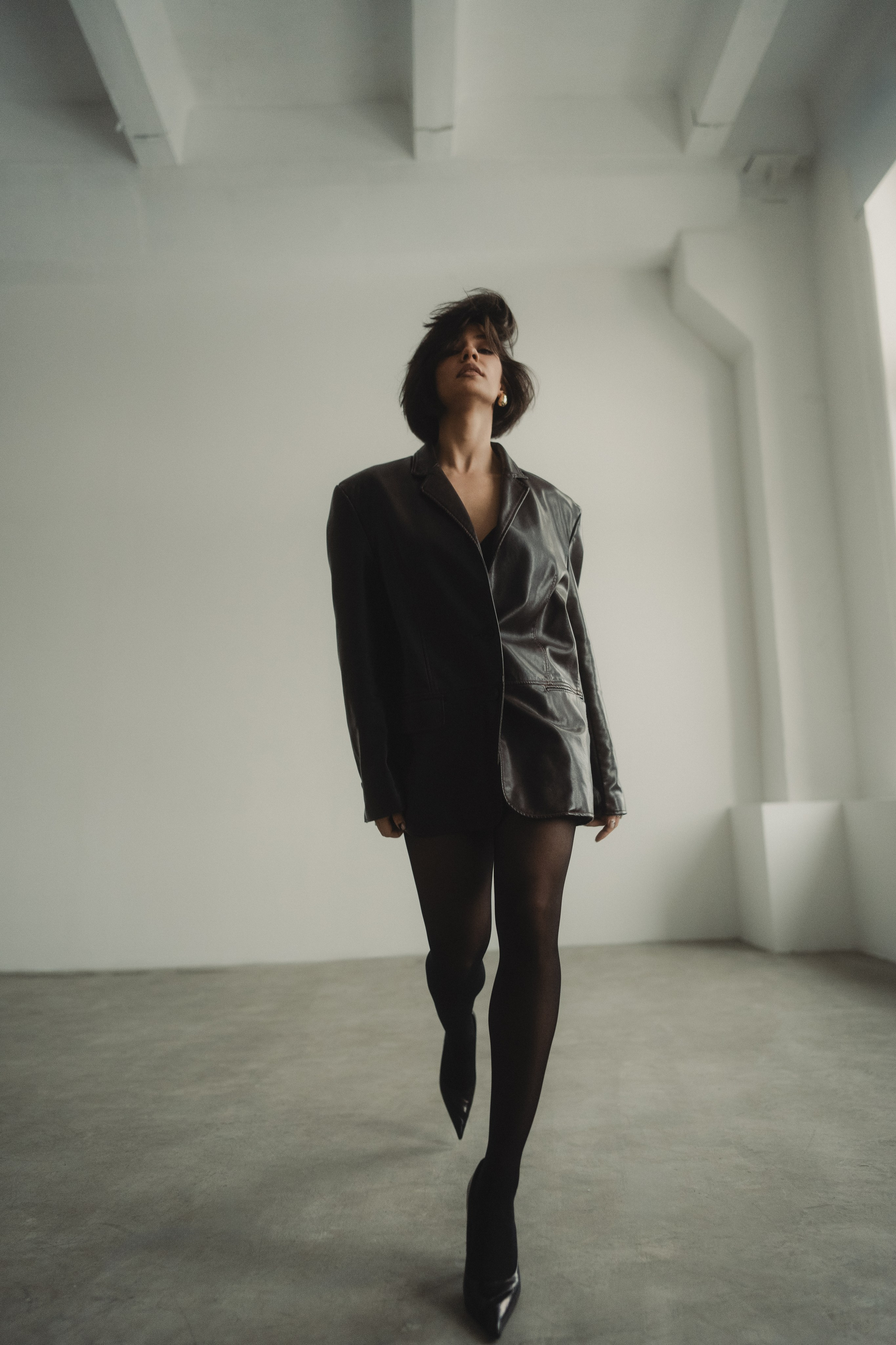 Студийная женская фотосессия в Казани