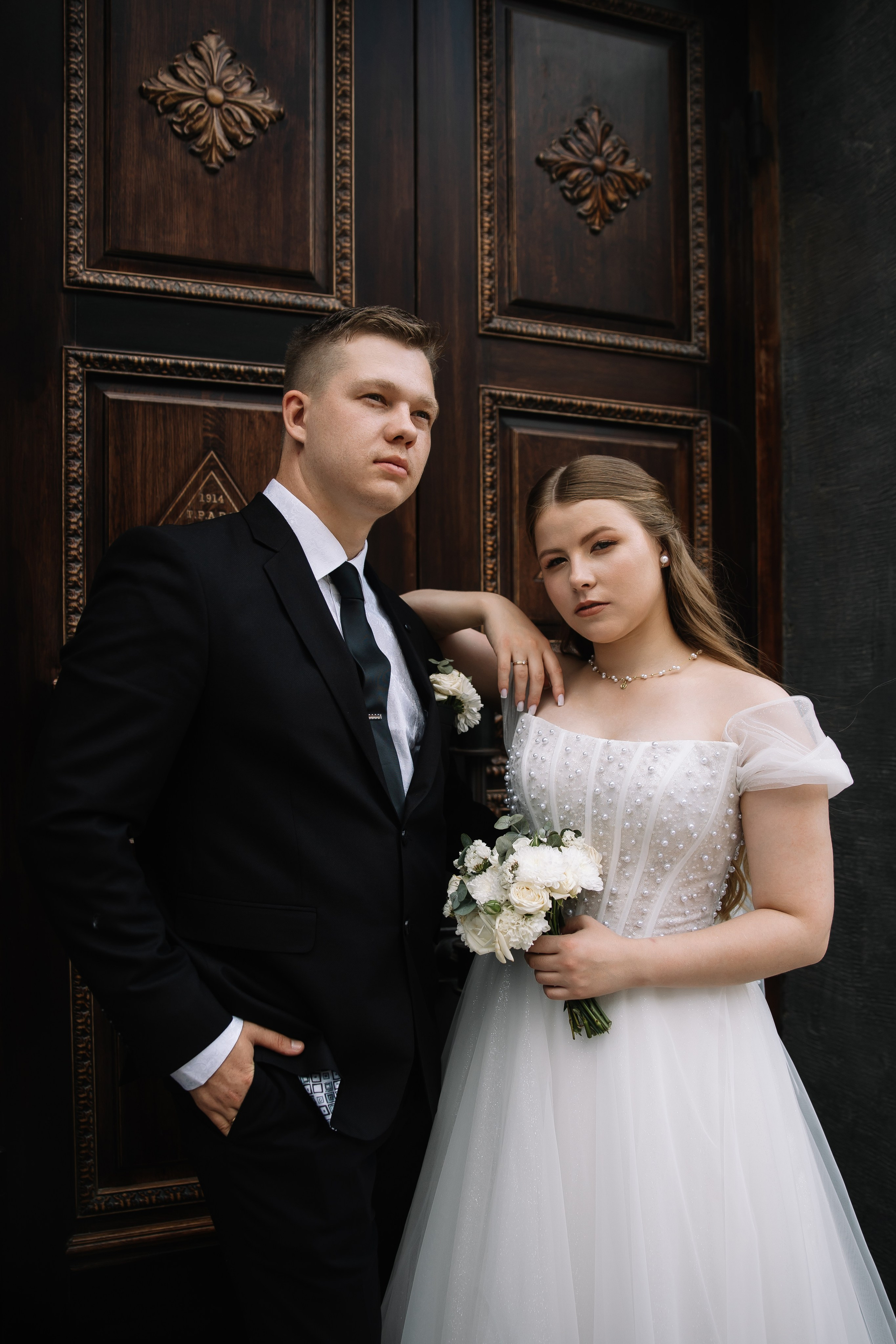 Максим и Елизавета. Свадебный фотограф и видеограф в Омске — Виталий и Алёна Орлянд