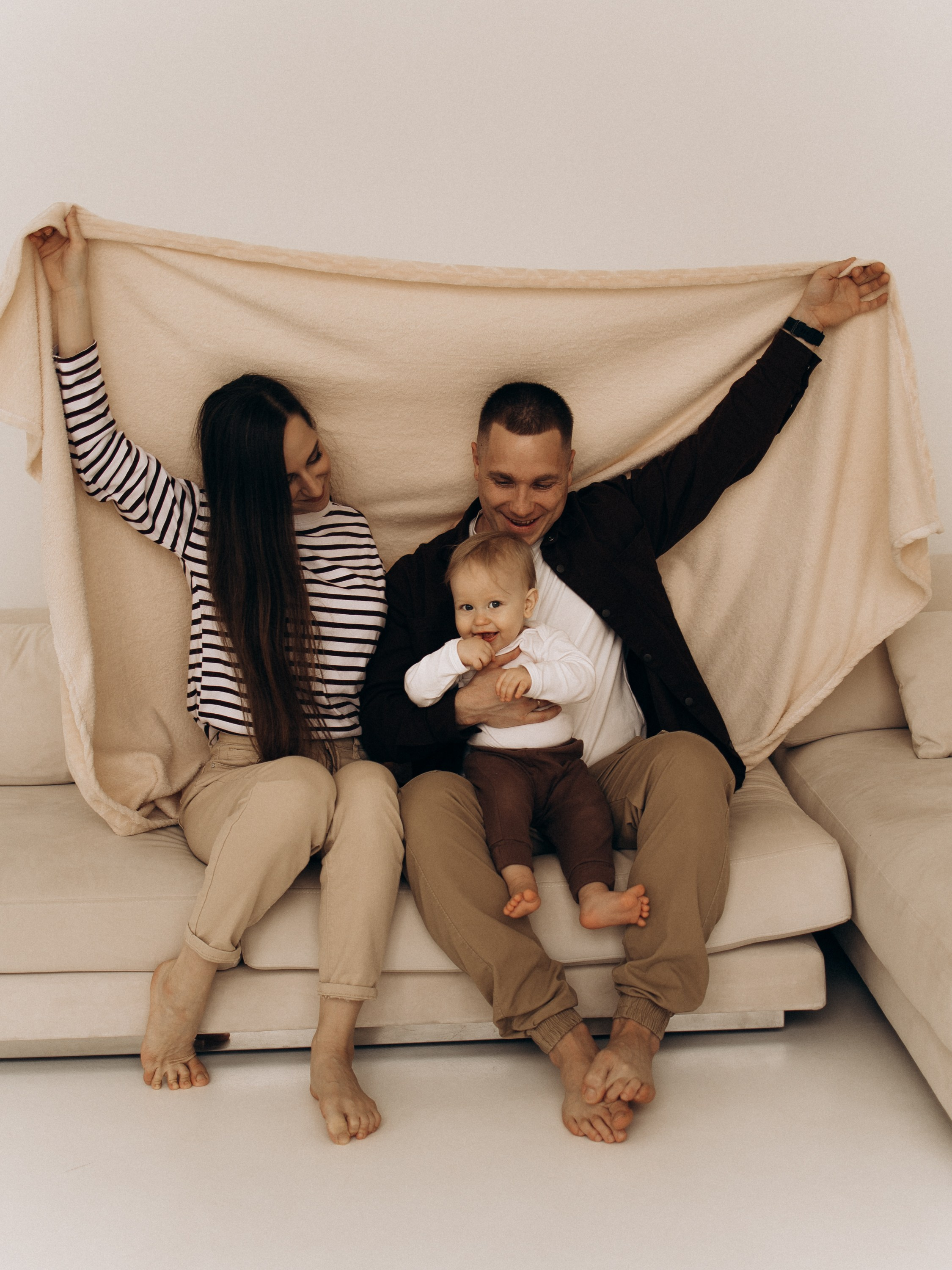 К годику Михаила — зал Песок. Семейный фотограф в Краснодаре Храмова Анна