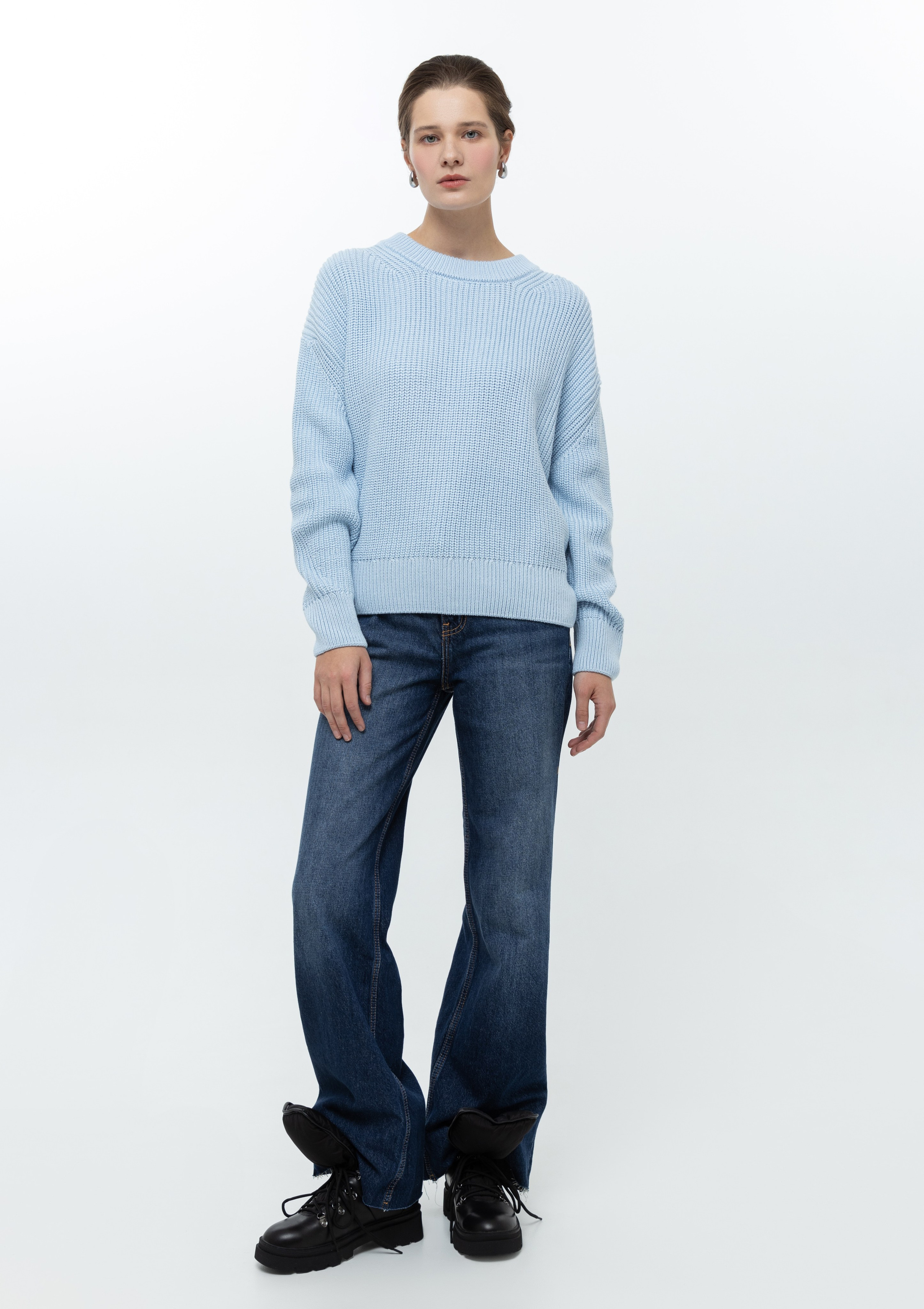 Каталог. Верхняя одежда + трикотаж бренда. 4ч,. Визажист для брендов, Фэшн продюсер Олеся Глушкова