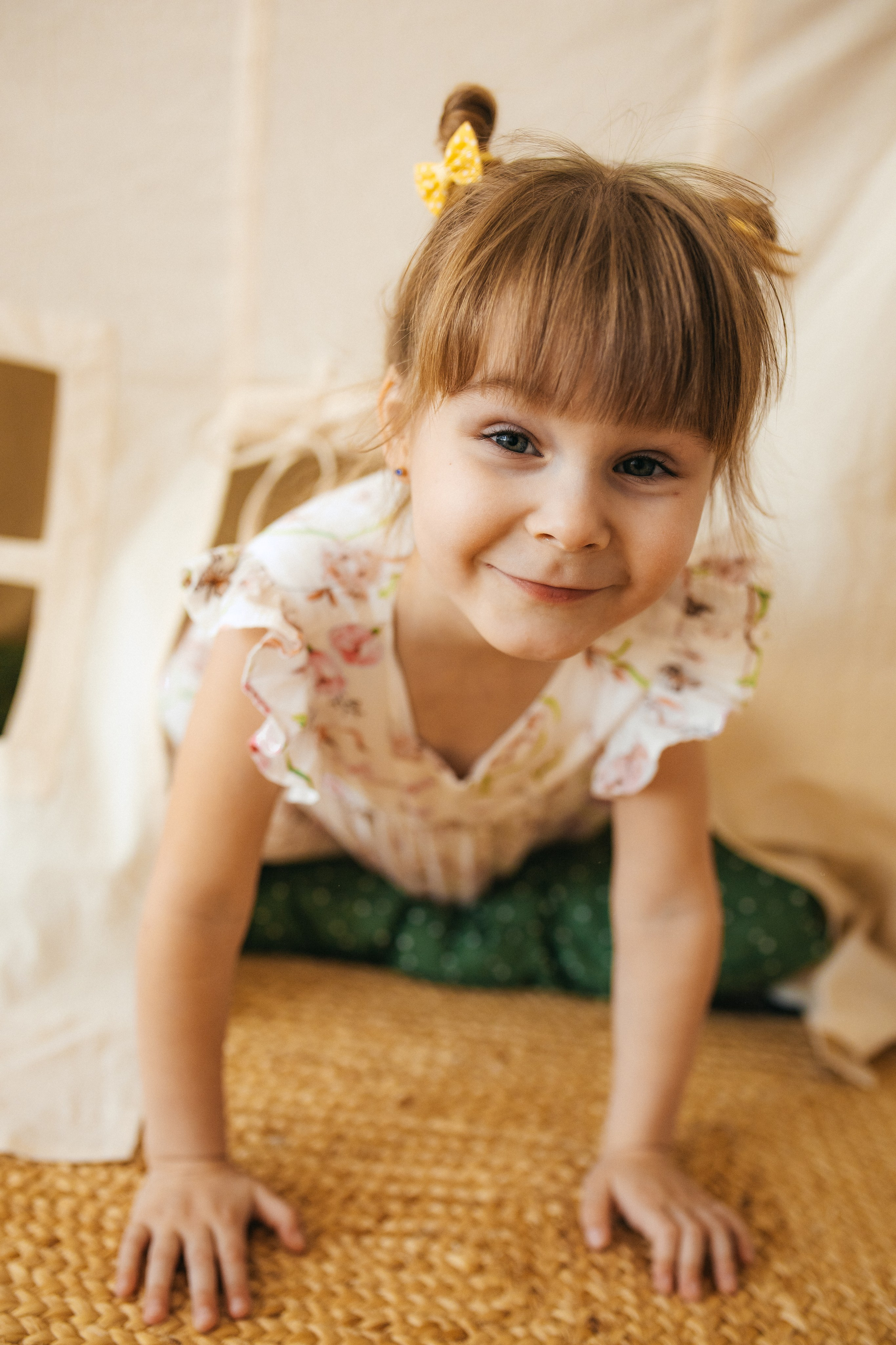 Весенняя съёмка в студии для мамы и дочки Самара. Семейный фотограф в Самаре Елена Ефимова