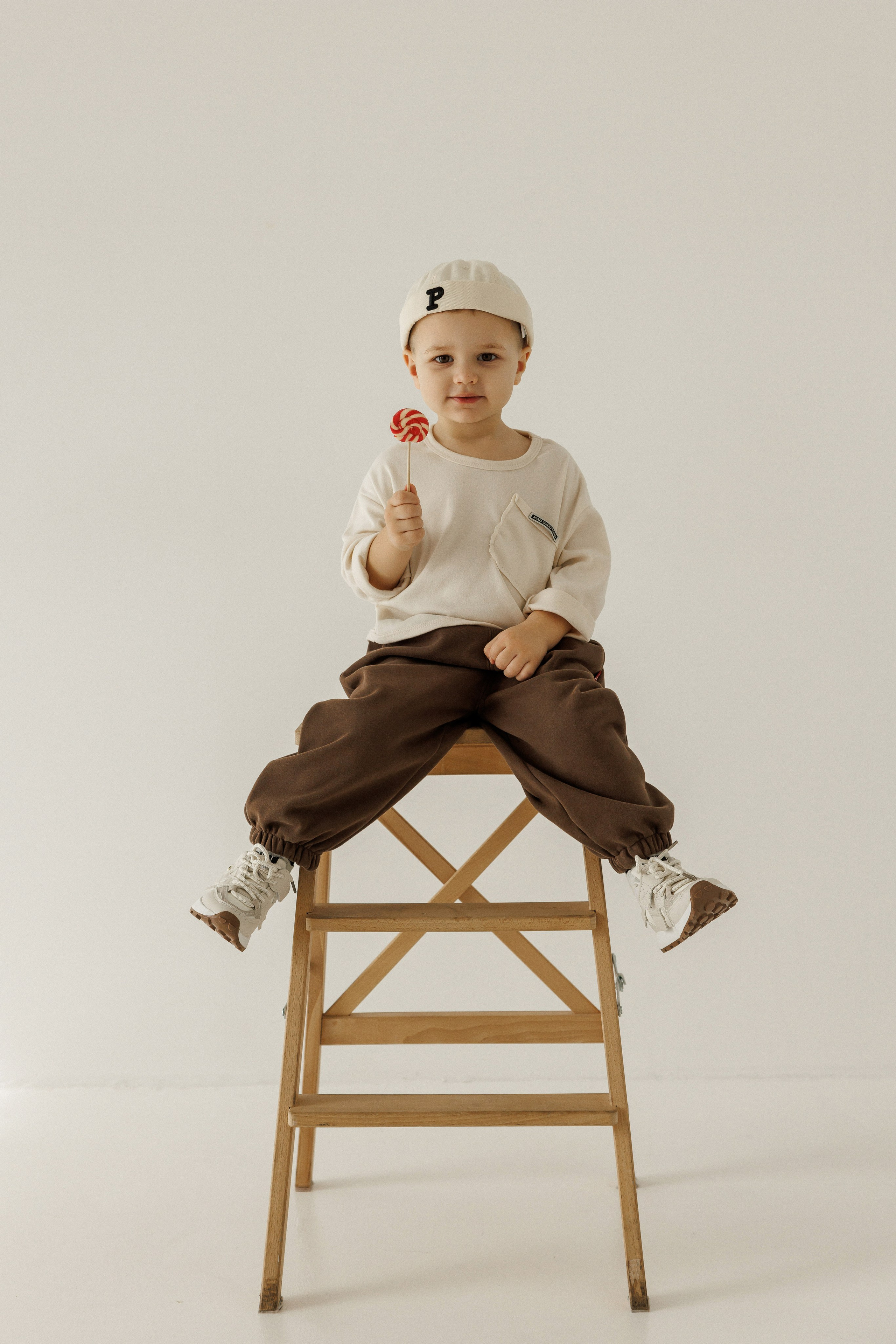 СТУДИЯ. Фотограф Арина Тамочкина