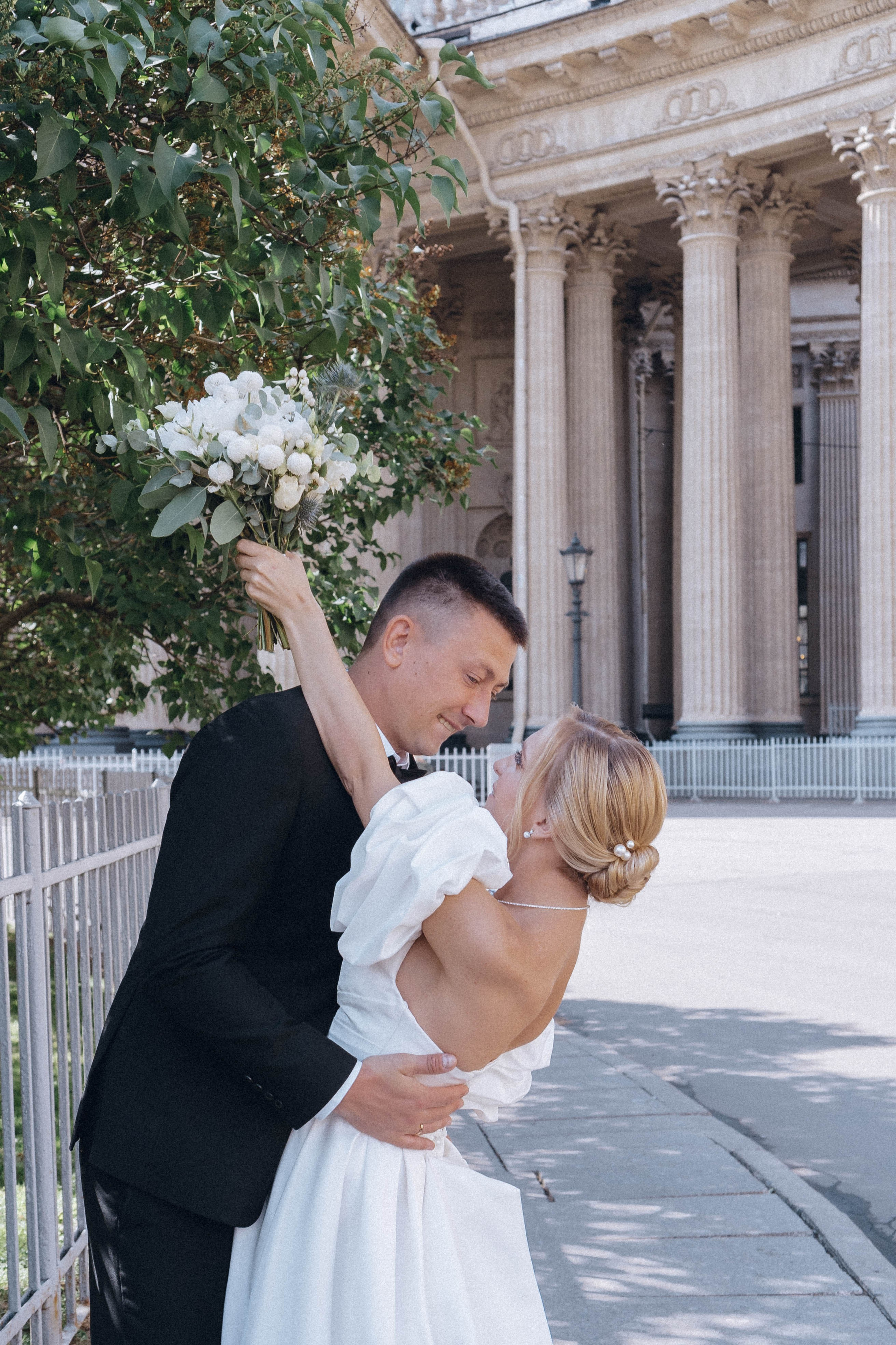 СВАДЕНБНАЯ СЬЕМКА НА КАТЕРЕ ПО КАНАЛАМ САНКТ-ПЕТЕРБУРГА И В АКВАТОРИИ НЕВЫ. Профессиональный фотограф, Санкт-Петербург — Виктория Богомолова