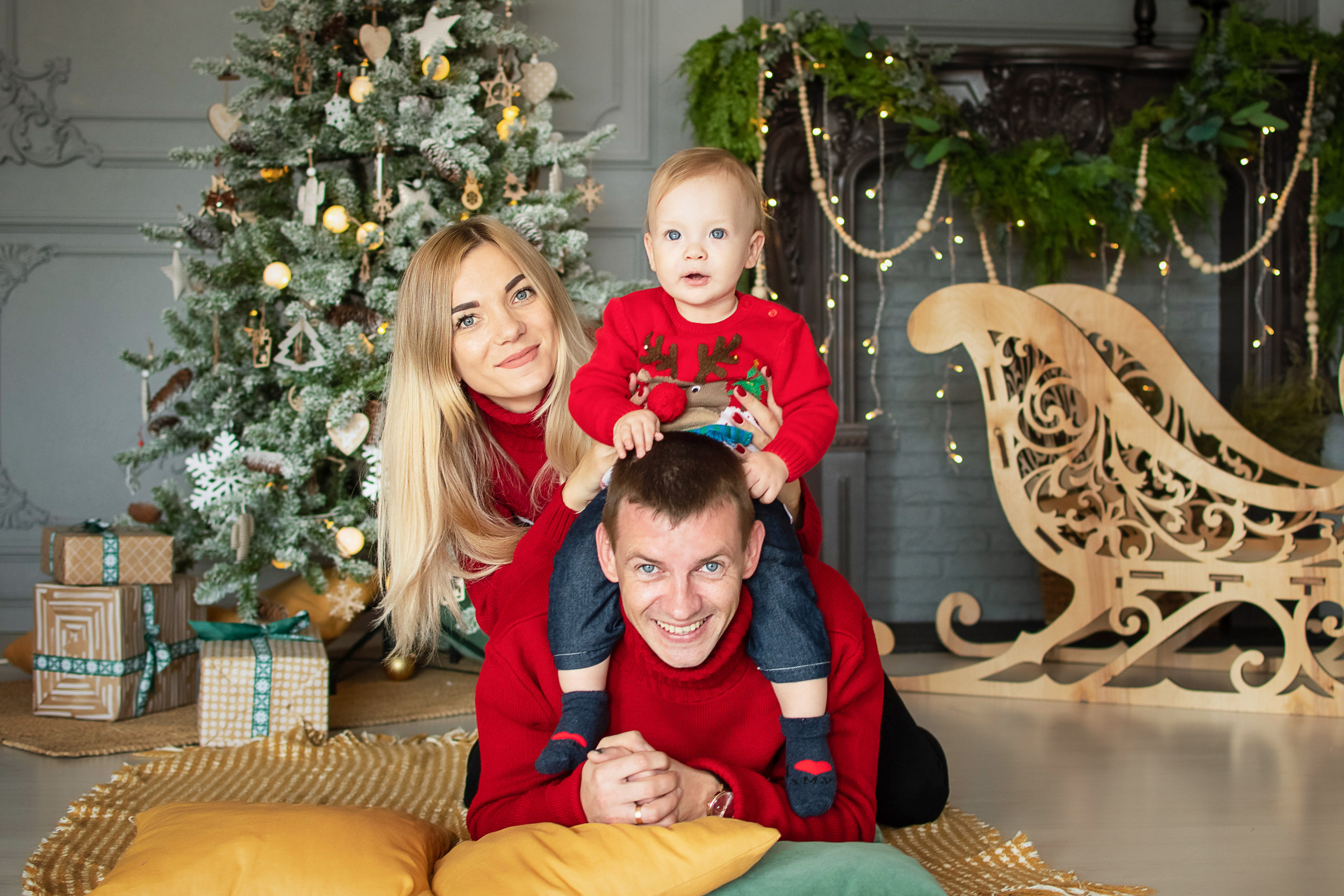 семейная фотосессия Севастополь, семейная фотосессия в Севастополе, новогодняя семейная фотосессия, детский фотограф Севастополь, новогодняя фотосессия Севастополь, новогодняя фотосессия в Севастополе, детский фотограф, семейный фотограф Севастополь, фотограф стоимость, фотограф цена, новогодняя фотосессия цены, новогодняя фотостудия Севастополь, профессиональный фотограф Севастополь, услуги фотографа Севастополь, фотограф на новый год