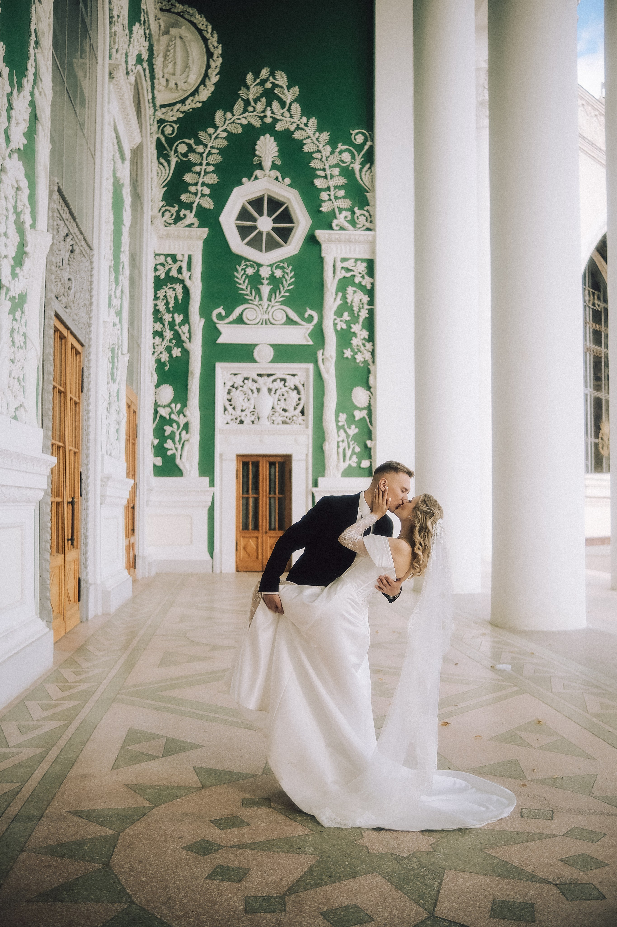 Полина & Илья. МСК ЗАГС ВДНХ. Phdkvmr.ru