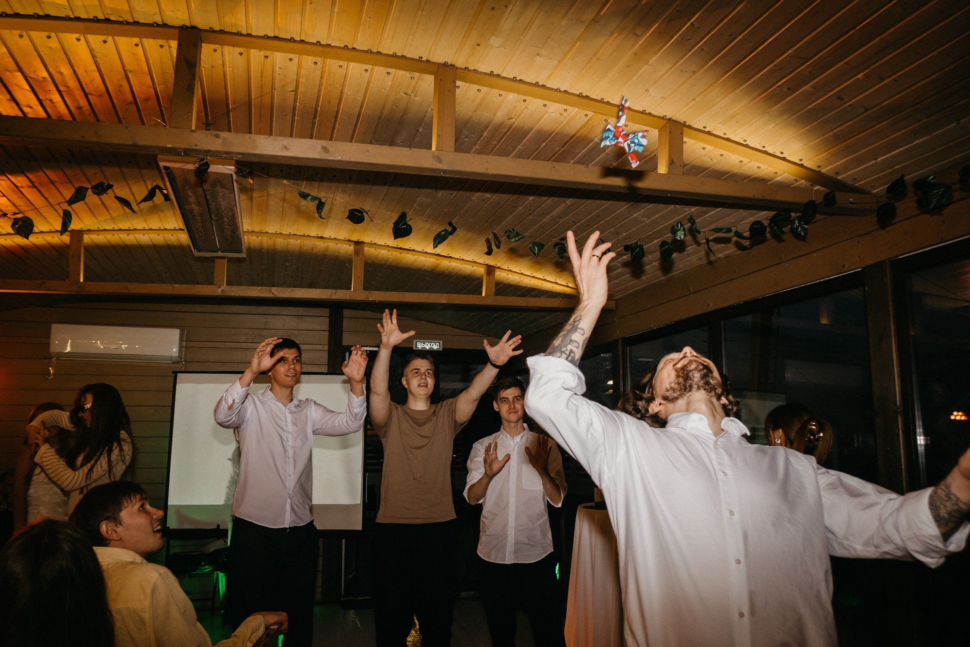 На высоте. Свадебный фотограф Александра Тюлякова