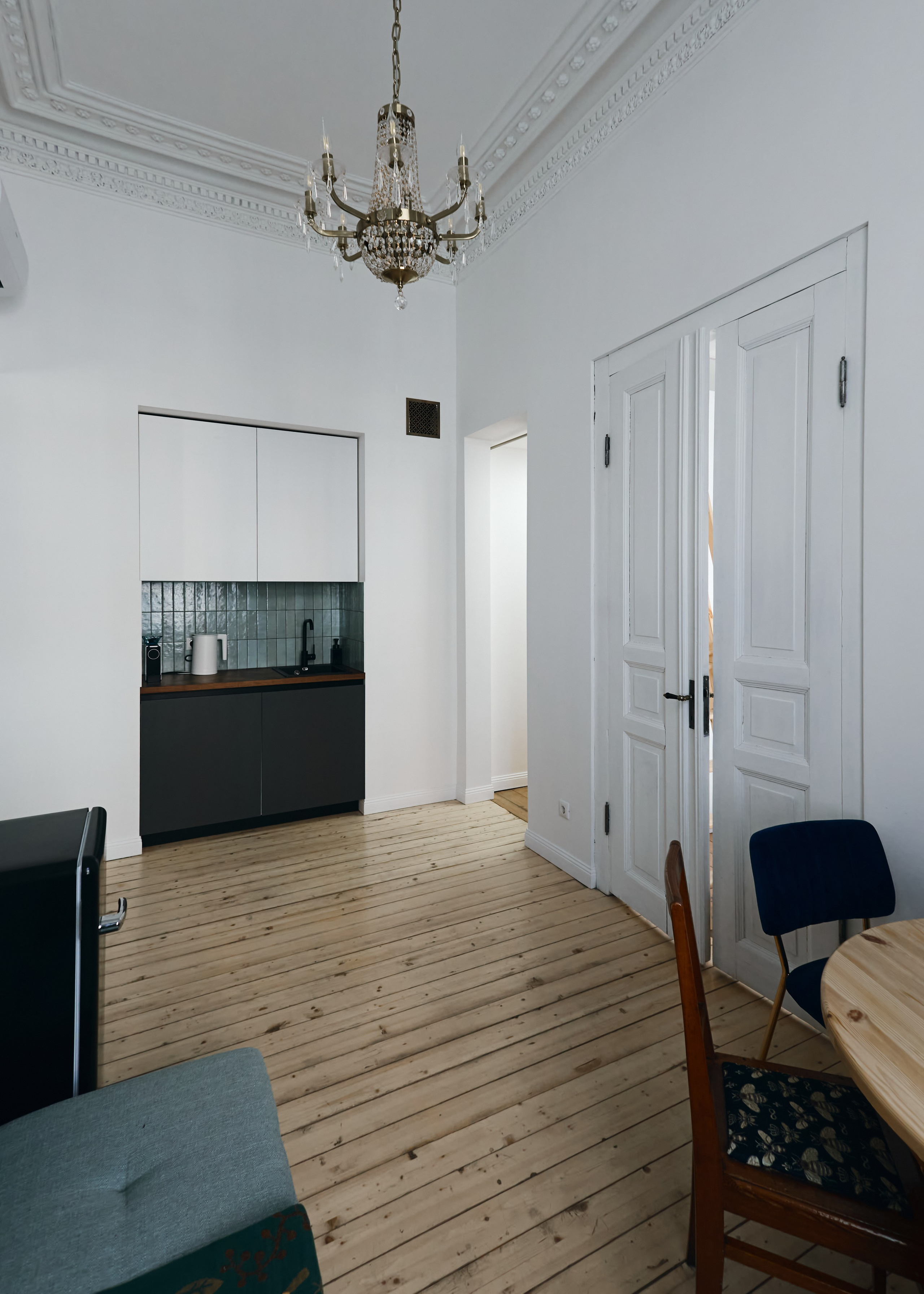 Интерьерная съемка отеля. Фэшн-фотография и портреты в Владивостоке. Превращаю съёмку в повествование — создаю образы с сюжетом, которые остаются в памяти