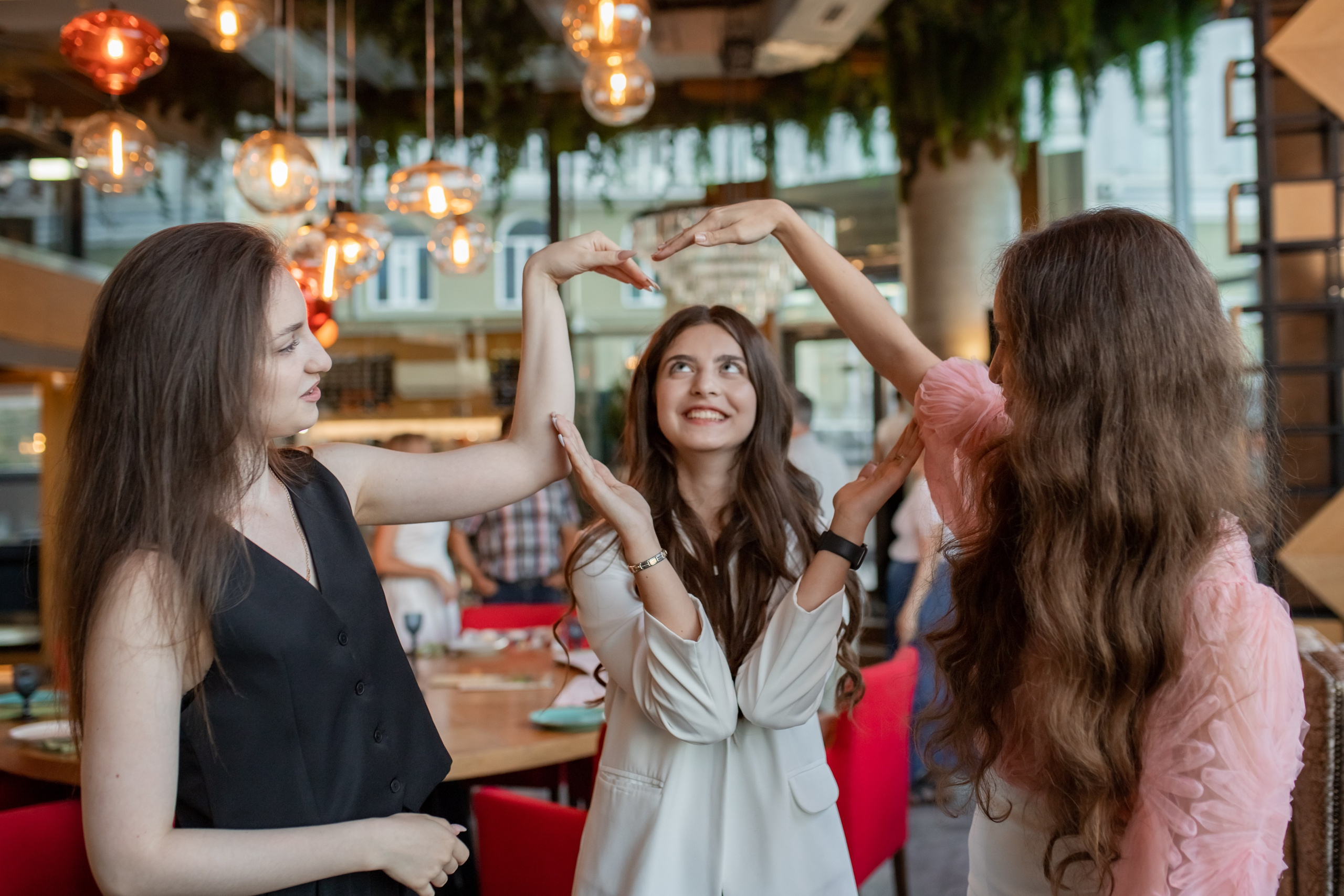 День рождения. Ресторан «Эрти». Олеся Семейская свадебный и семейный фотограф в Ростове-на-Дону