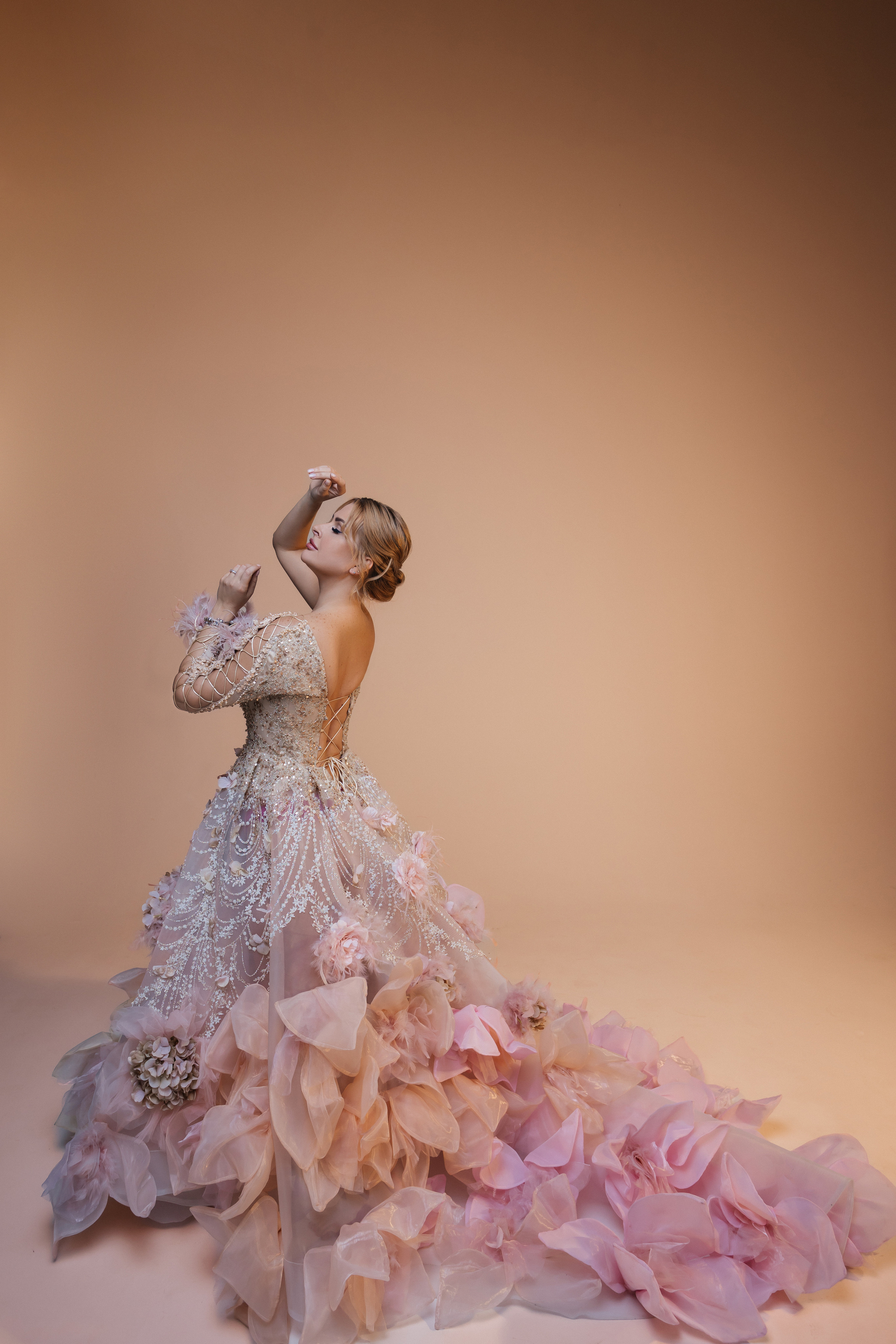 Анна, съёмка в платье. Фотограф Наталия Федосова, г. Москва. TG и Instagram @nataliya_raw