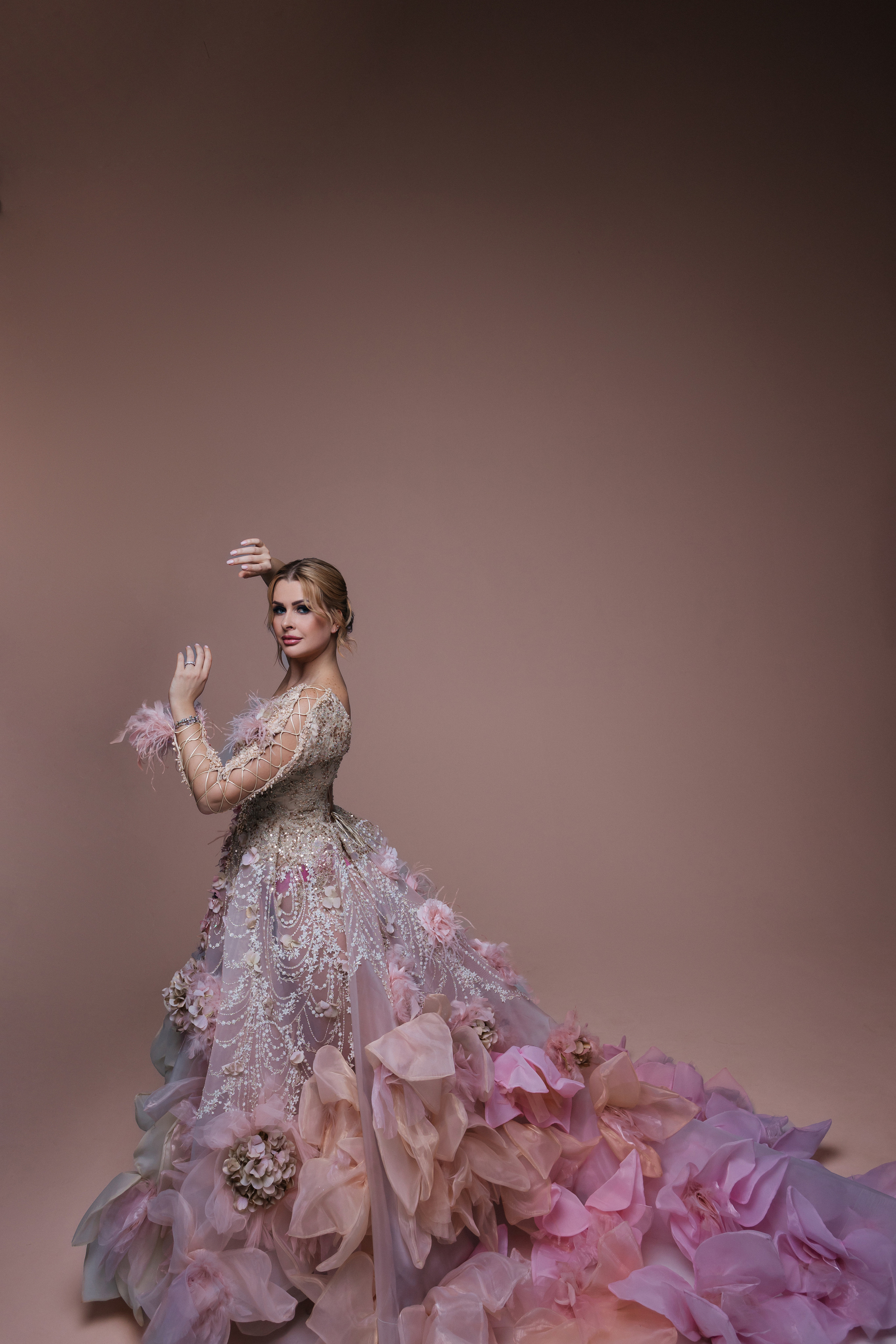 Анна, съёмка в платье. Фотограф Наталия Федосова, г. Москва. TG и Instagram @nataliya_raw