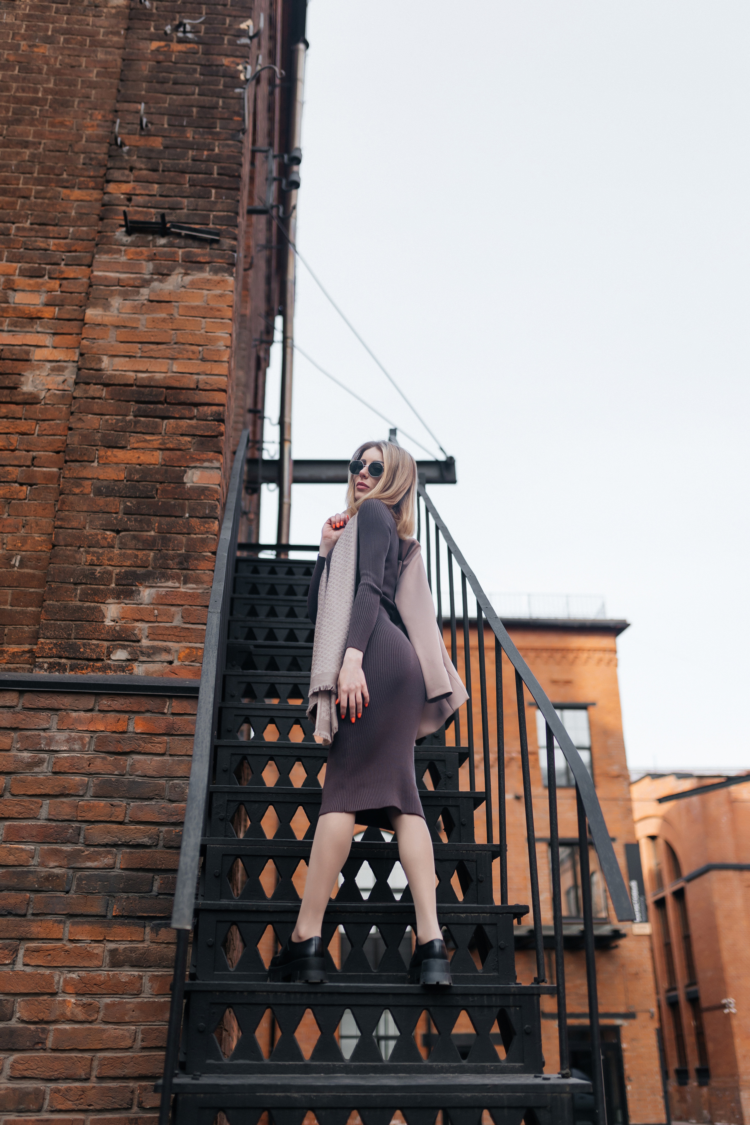 Анастасия, стрит съёмка. Фотограф Наталия Федосова, г. Москва. TG и Instagram @nataliya_raw