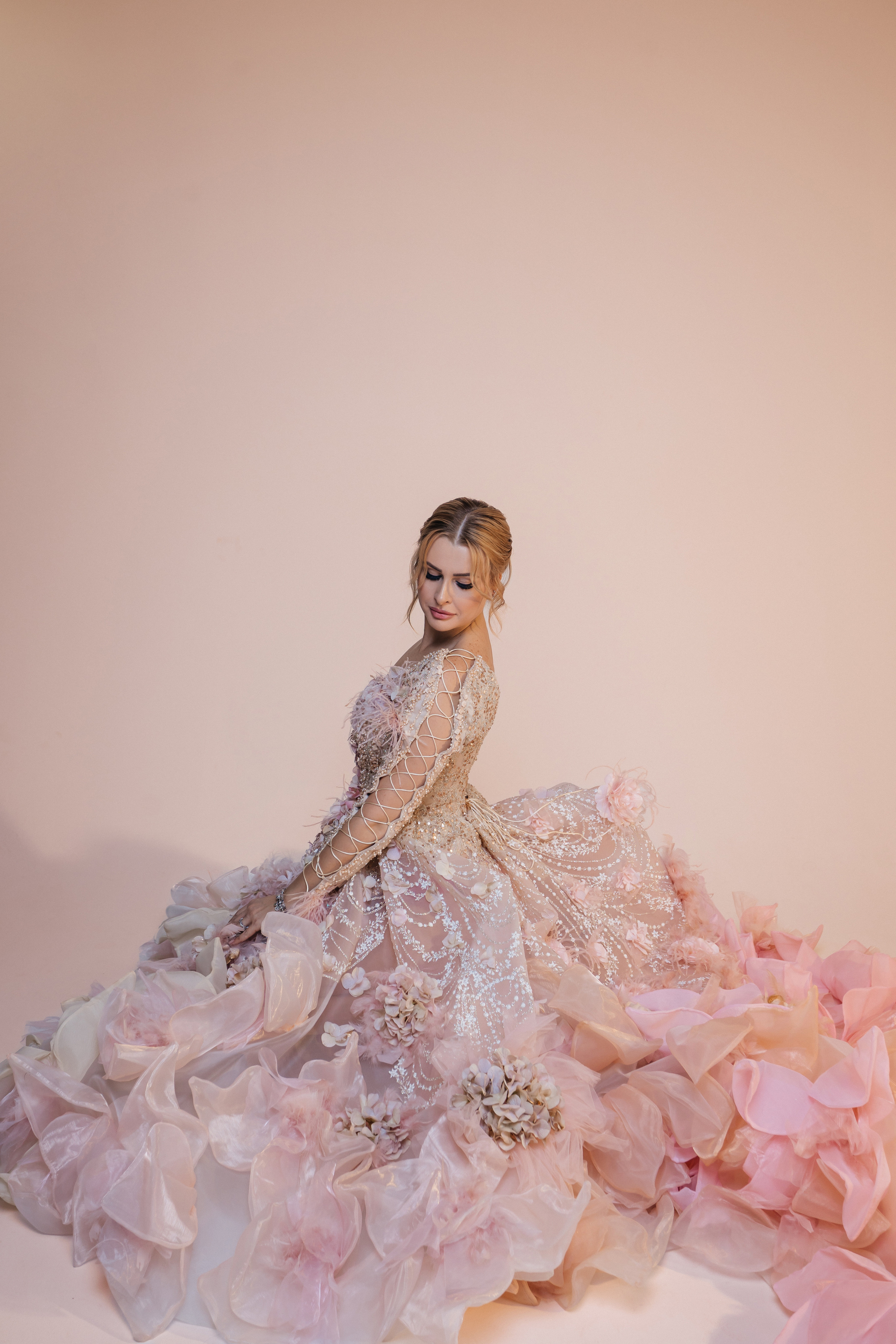 Анна, съёмка в платье. Фотограф Наталия Федосова, г. Москва. TG и Instagram @nataliya_raw