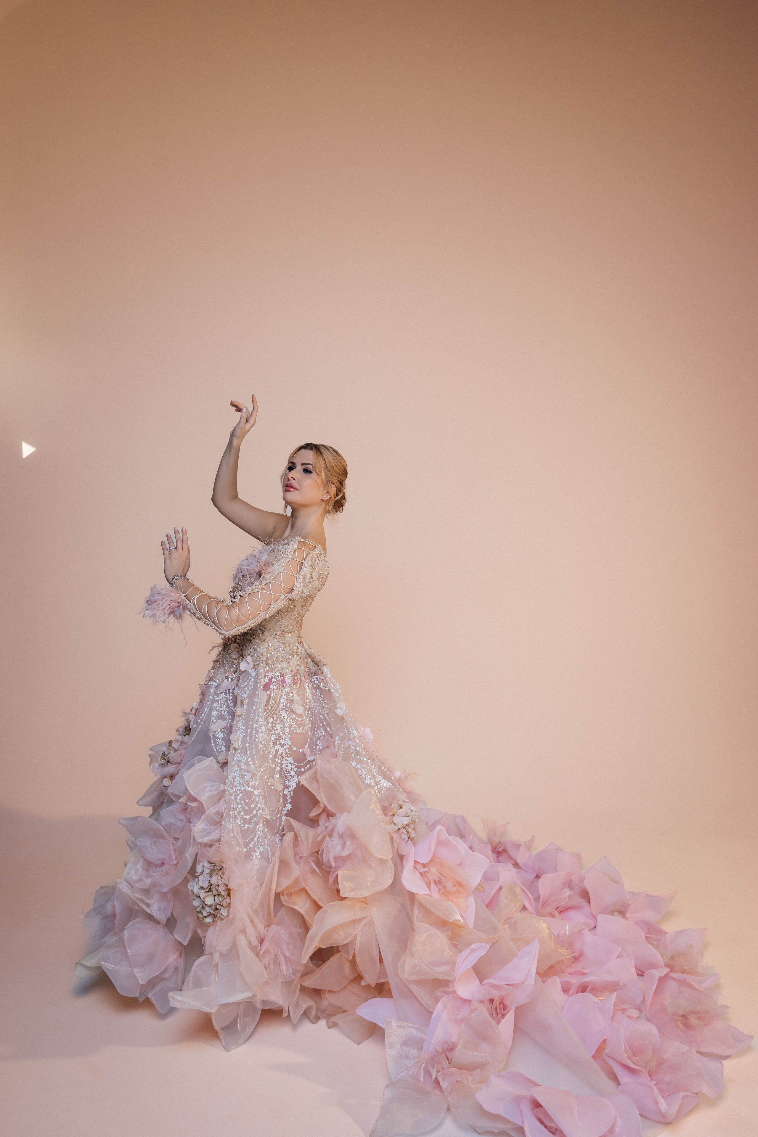 Анна, съёмка в платье. Фотограф Наталия Федосова, г. Москва. TG и Instagram @nataliya_raw