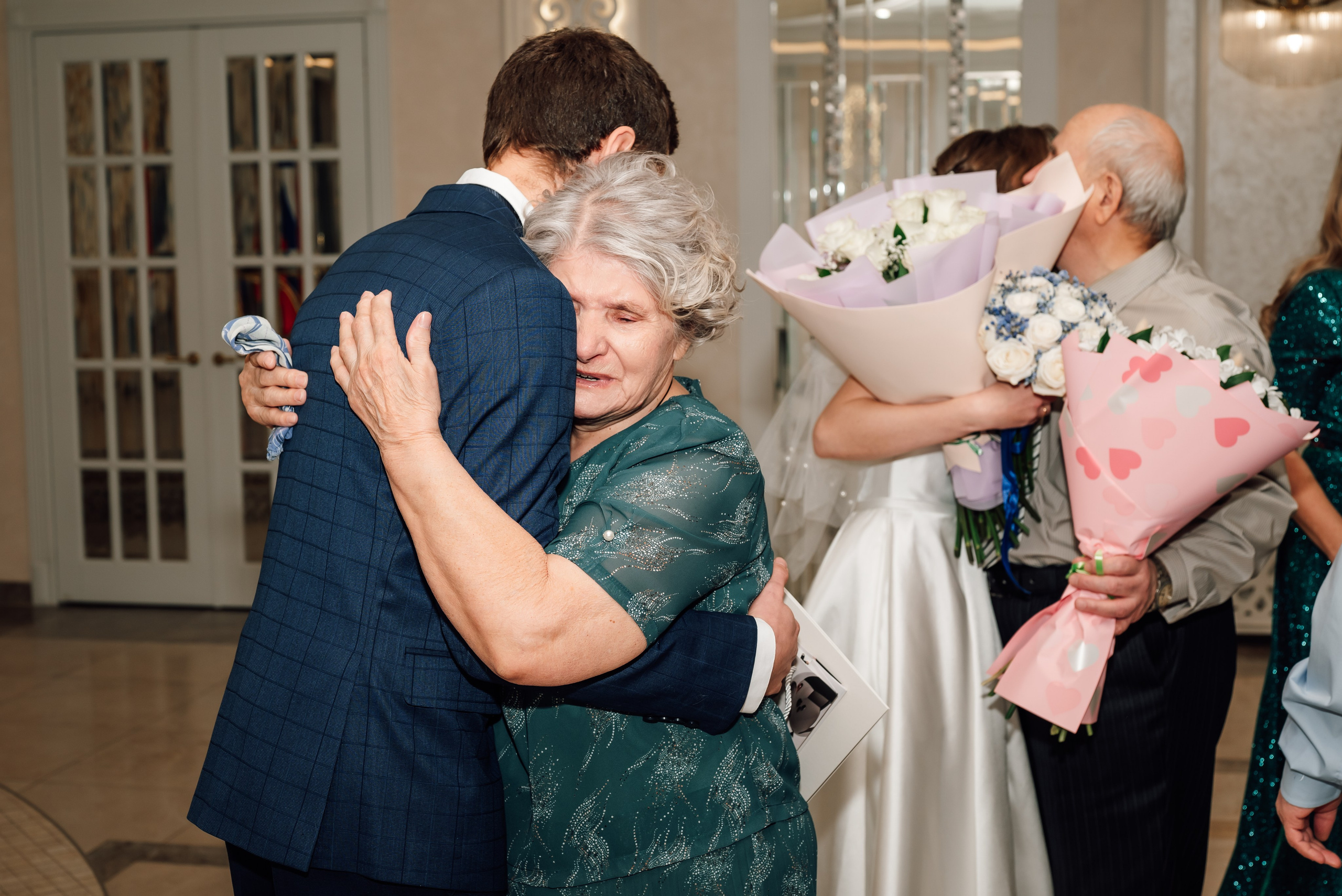 Свадьбы: ЗАГС. Фотограф Вероника Чермных
