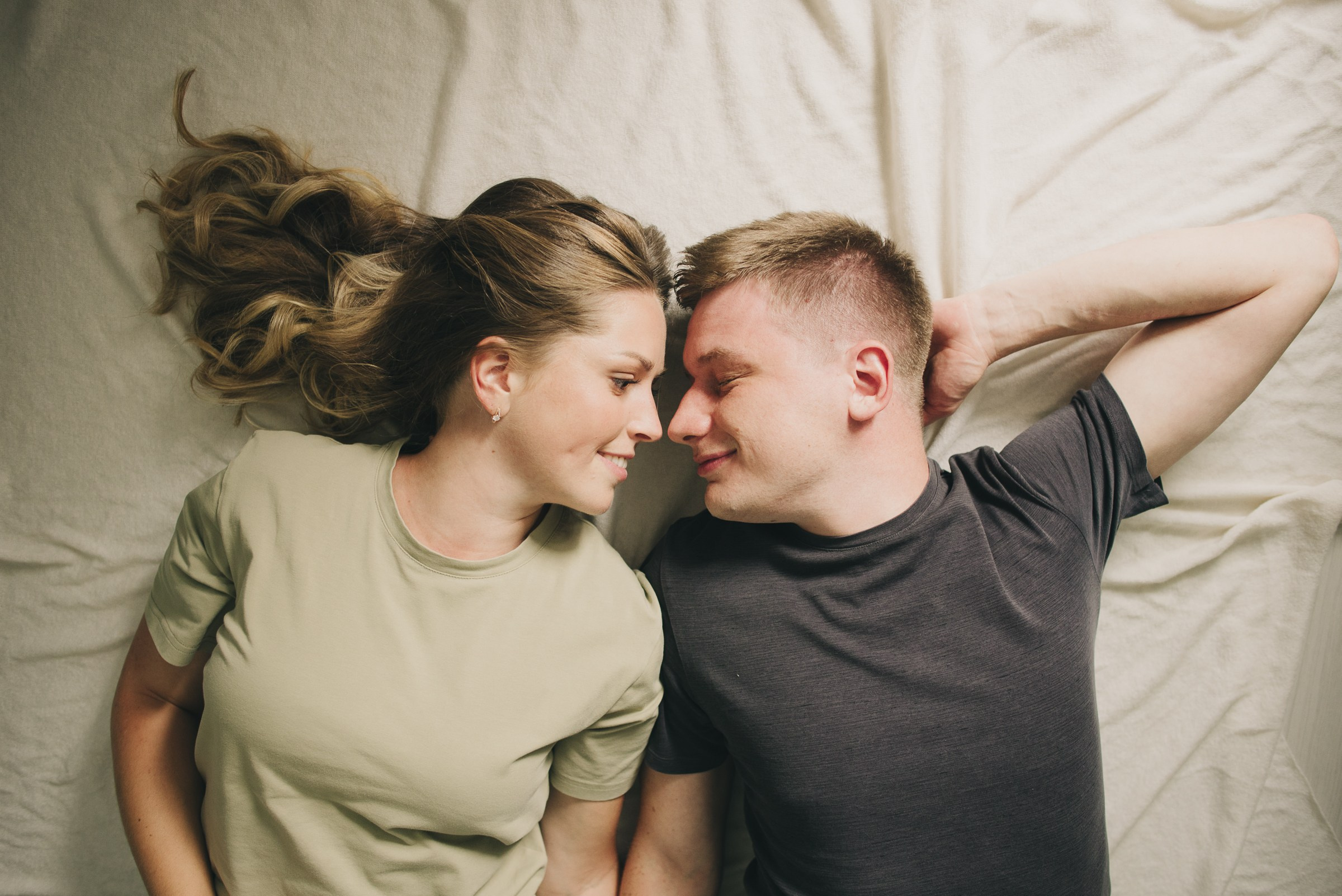 Наш мир — маленький ты!. Фотограф в Москве новорожденные свадьбы семьи Дарья Ларионова