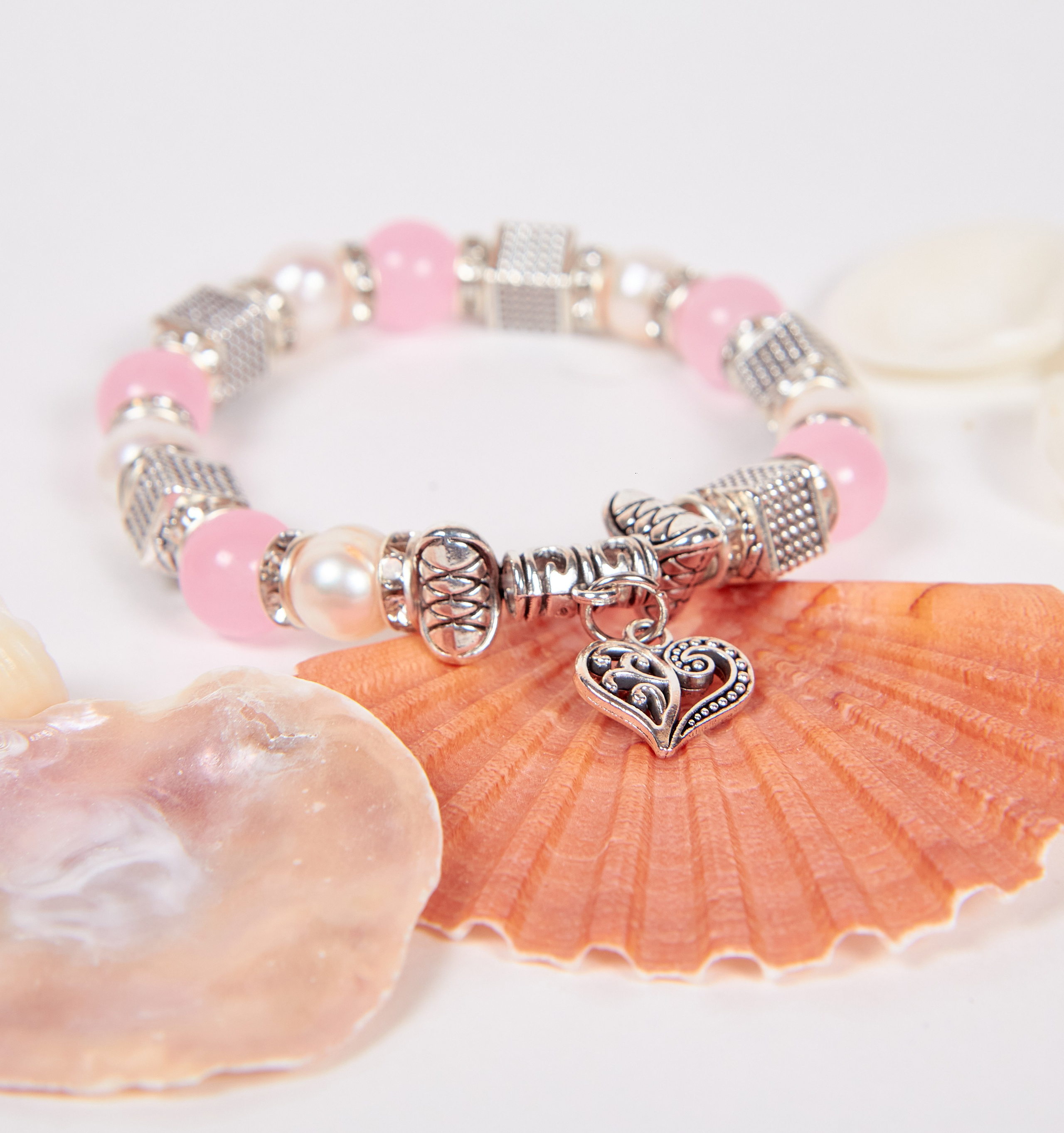 Фотосъёмка для маркетплейсов. Предметный и репортажный фотограф Алексей Кротов