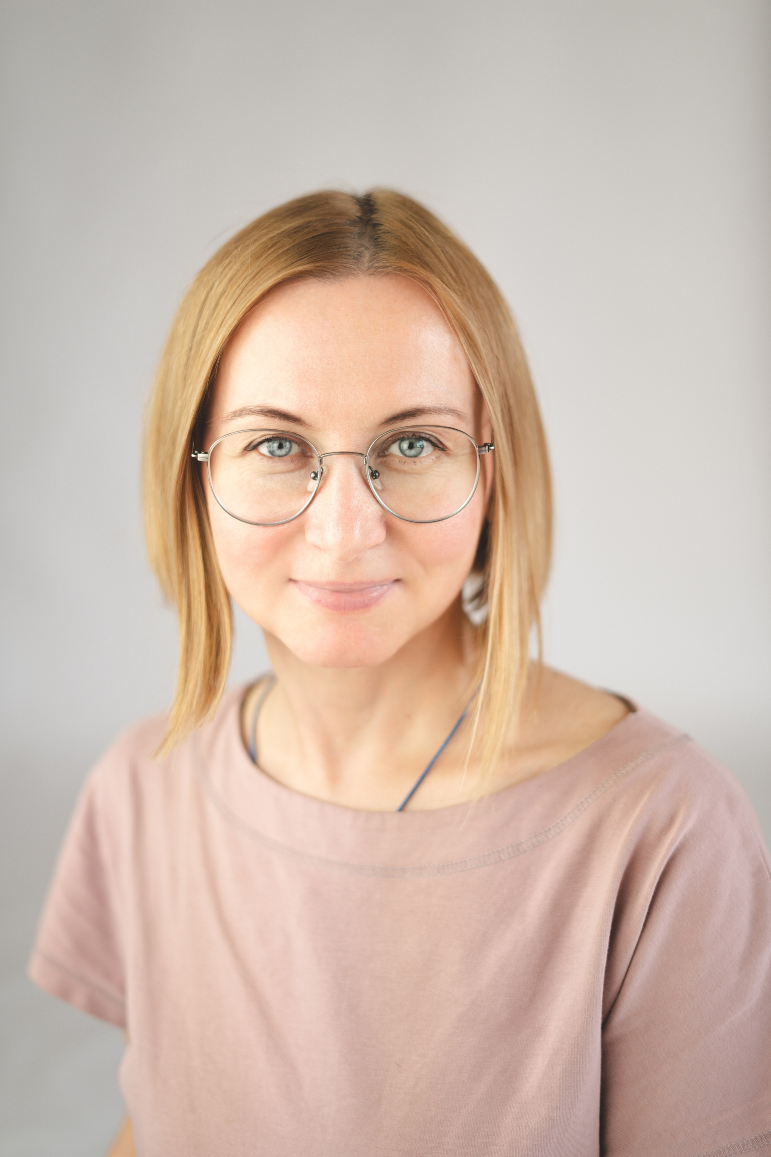 Деловой портрет. Съемка для эксперта. Фотограф, оператор, режиссер монтажа в Москве Сюзанна Евсюкова