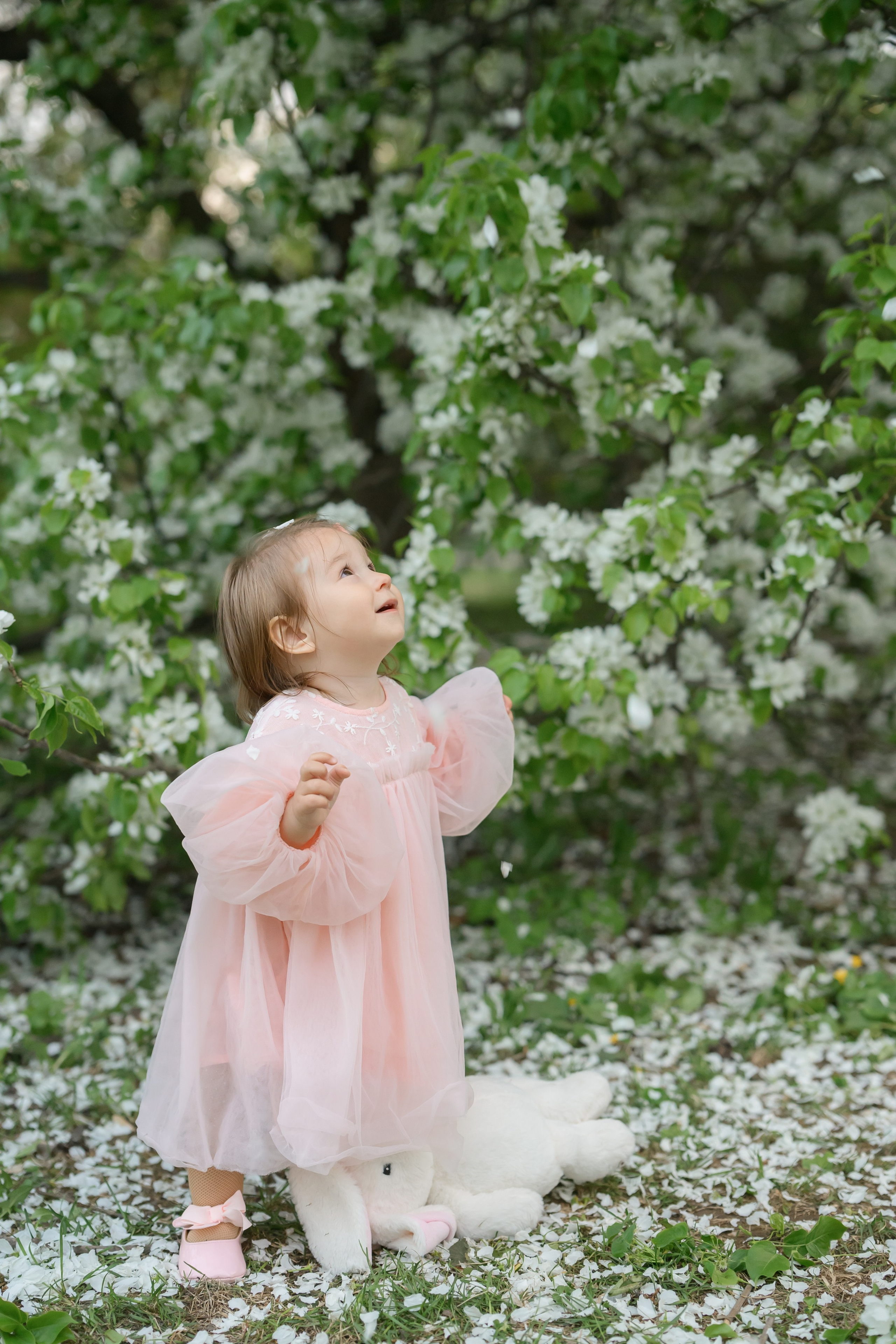 Алиса и Мария. Фотосессия в цветении в парке Музеон. Semerlina.ru