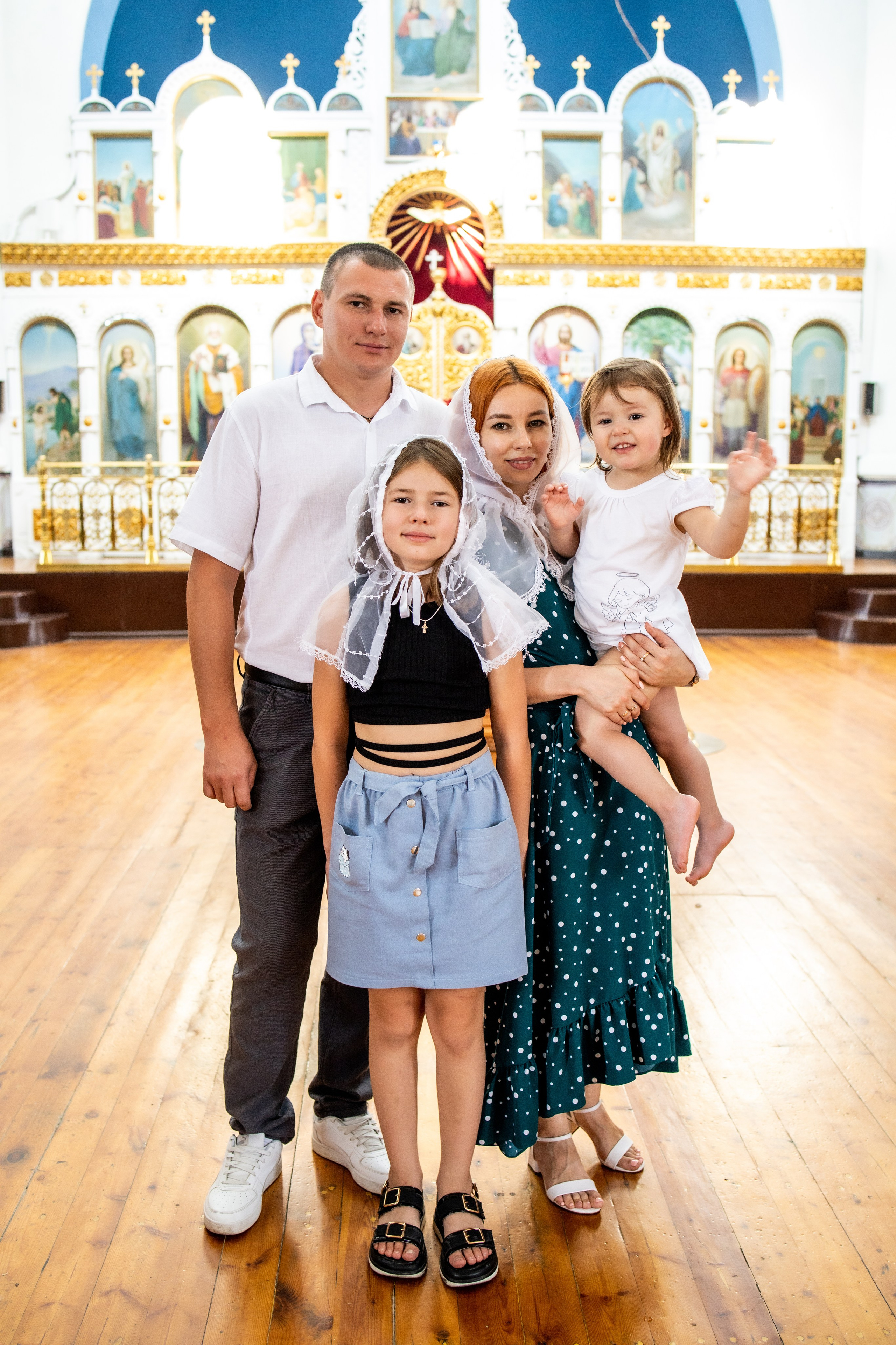 Таинство Крещения Евы, Арины и Дарьи. Фотограф Надежда Лукьянова