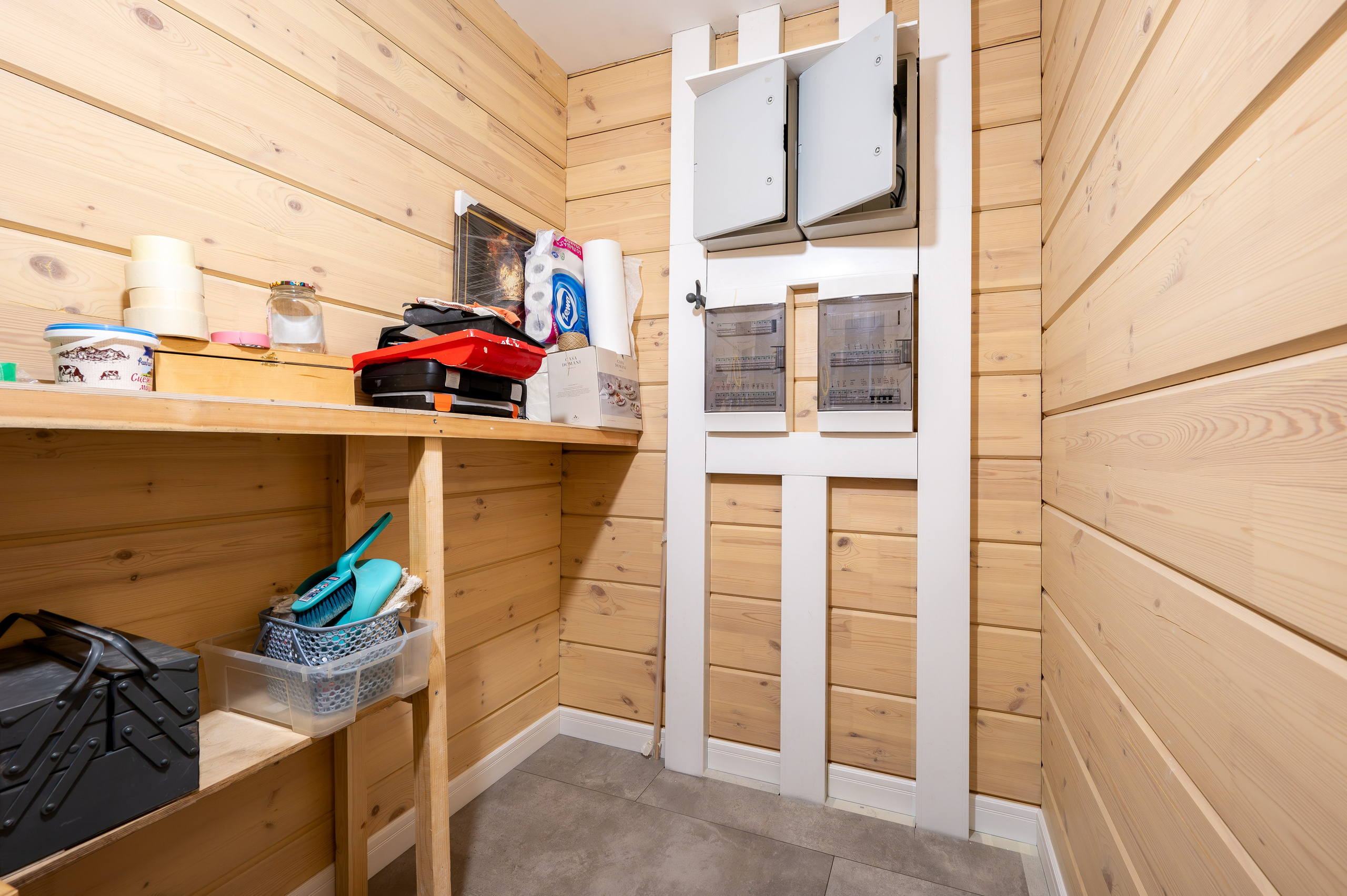 Дом на продажу. Интерьерный фотограф. Фото- видеосъемка недвижимости Санкт-Петербург