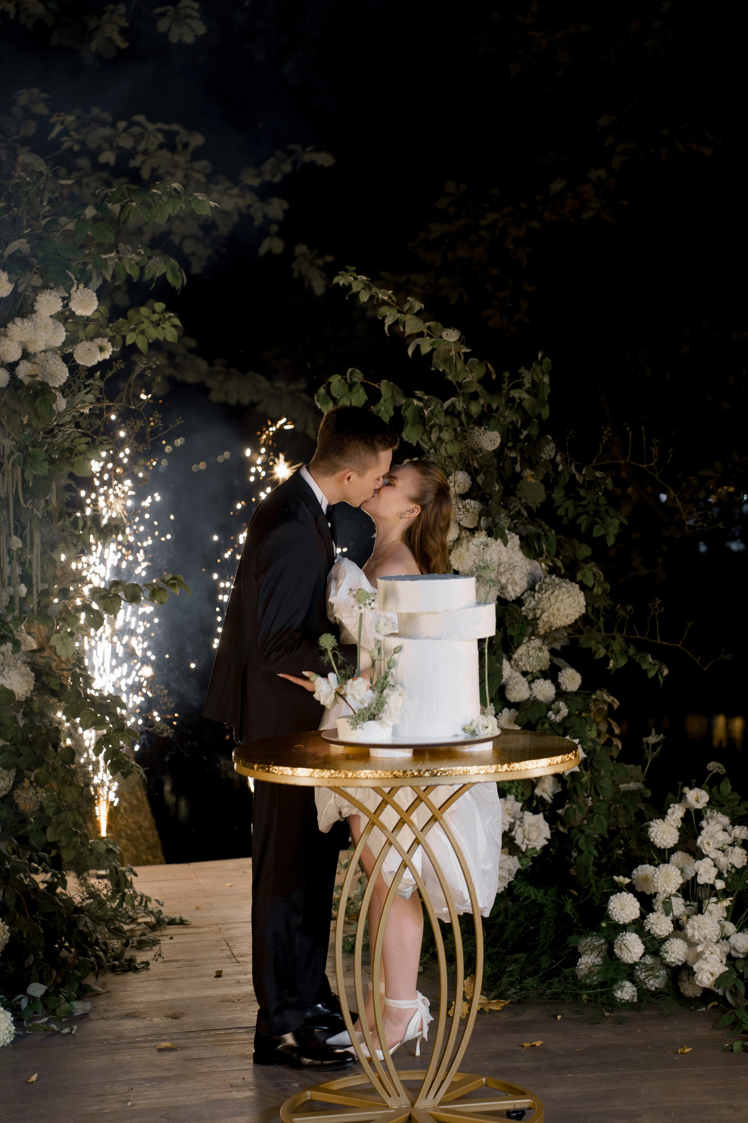 Лес Ивент хаус. Свадебный фотограф Губина Марина