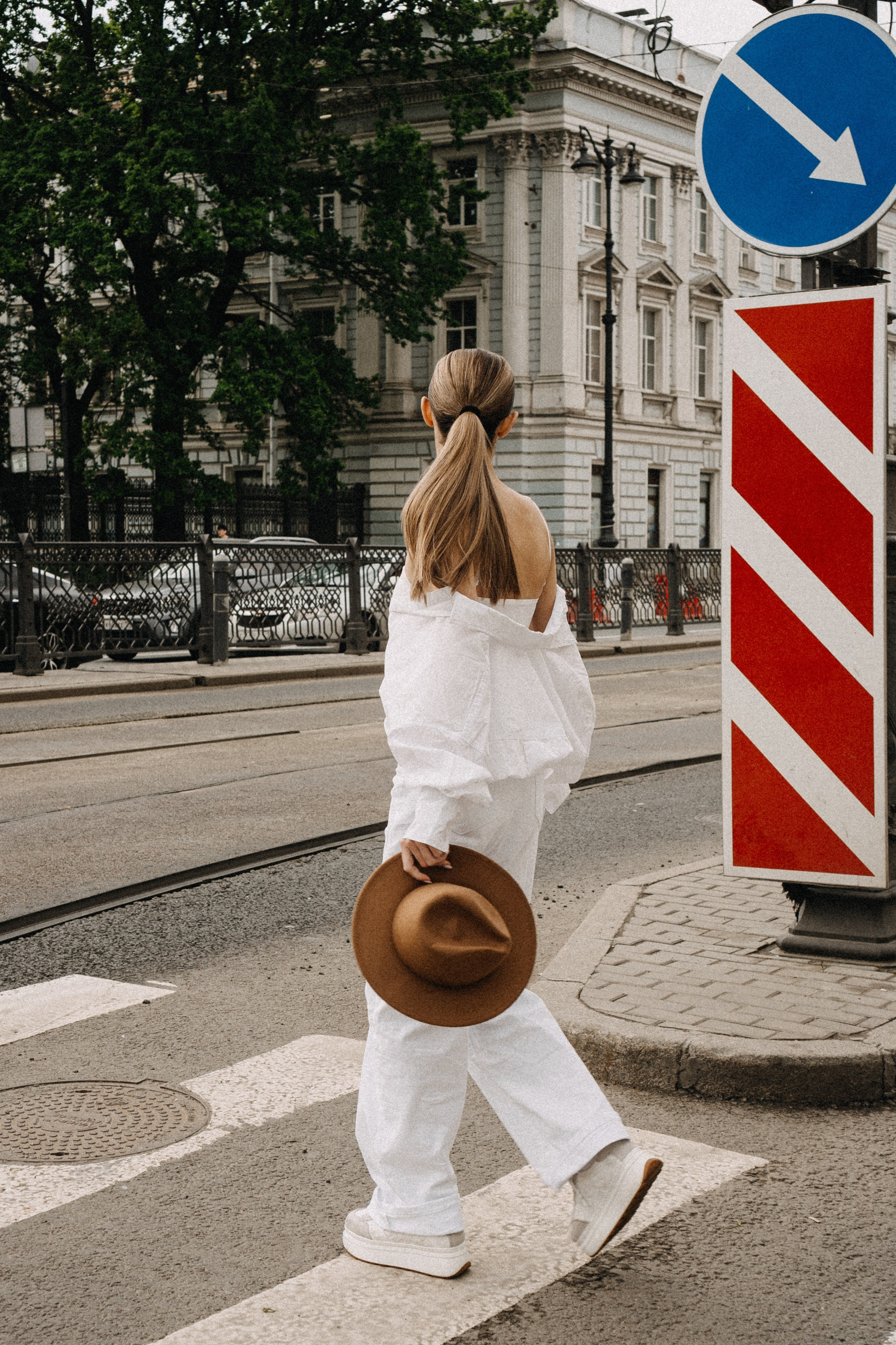 МЫ ГУЛЯЛИ ПРО КРЫШАМ ПИТЕРА. Профессиональный фотограф, Санкт-Петербург — Виктория Богомолова