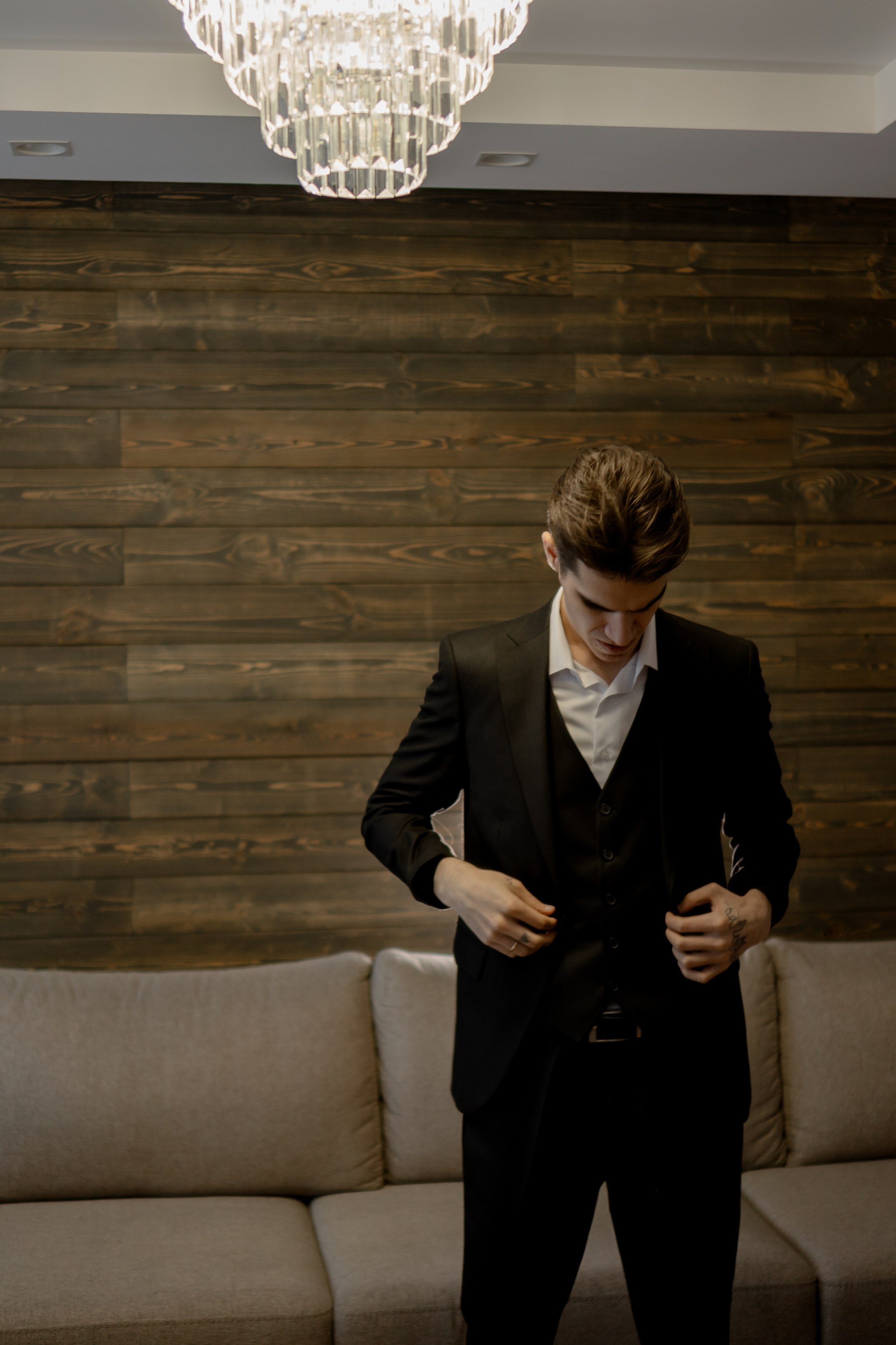 СВАДЕБНАЯ СЬЕМКА СБОРОВ В ОТЕЛЕ И ВЫЕЗД НА ЦЕРЕМОНИЮ (СНЯТО В СИБИРЕ В НИЖНЕВАРТОВСКЕ). Профессиональный фотограф, Санкт-Петербург — Виктория Богомолова