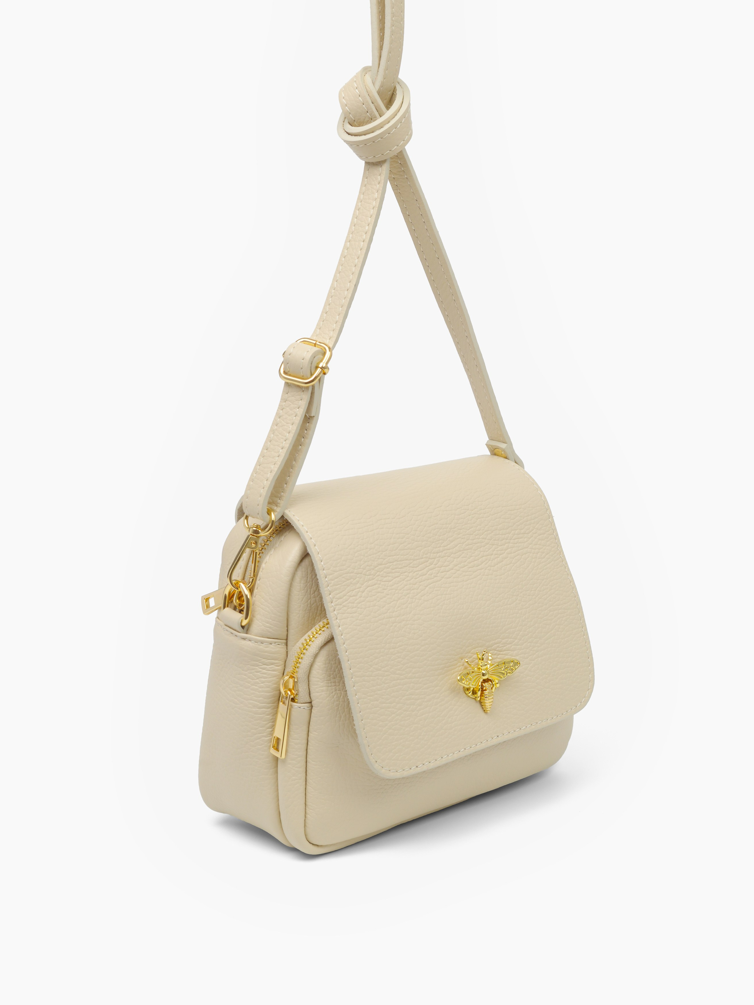 Сумки. Предметный фотограф, инфографика и видео в Санкт-Петербурге