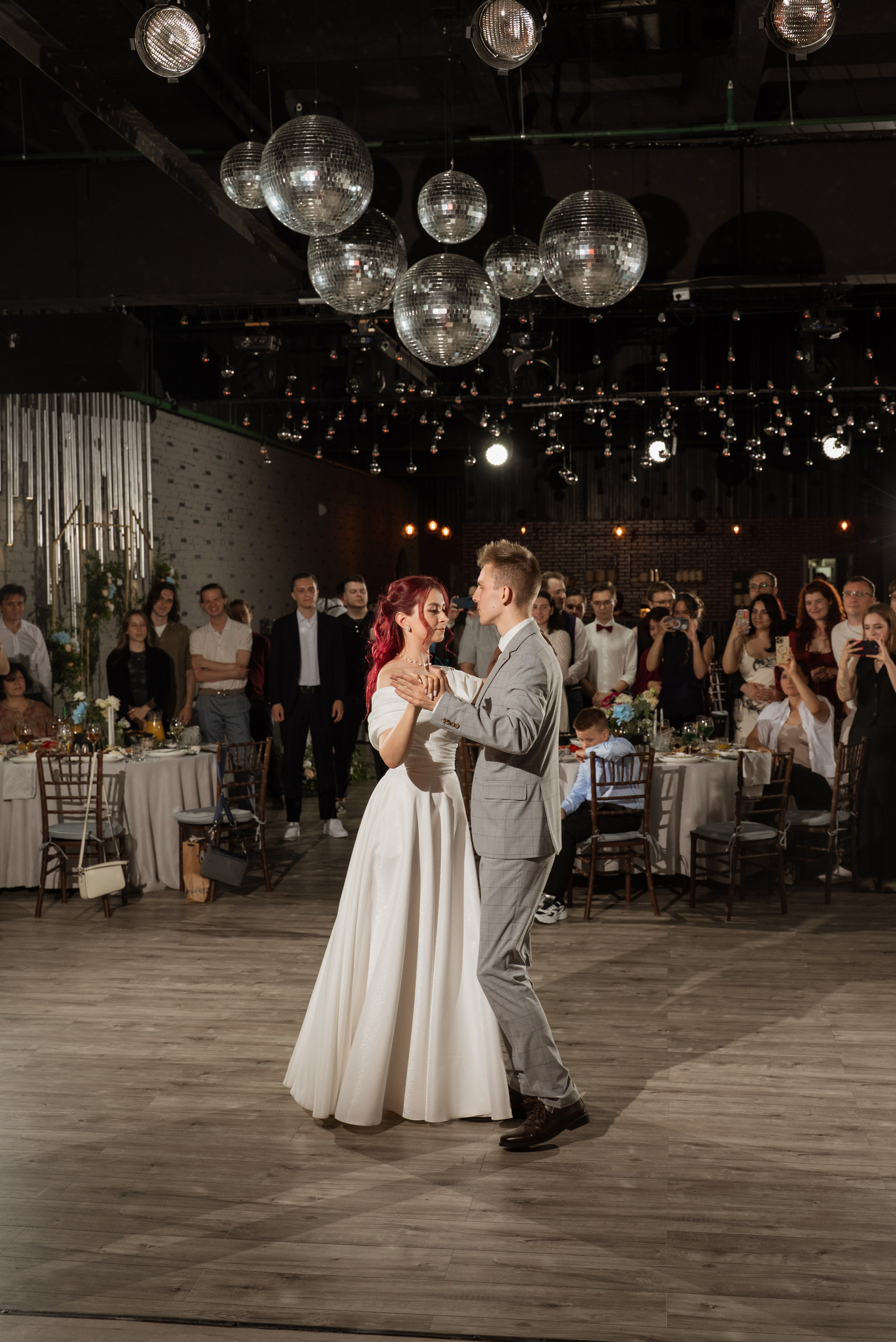 Пётр и Ирина|01.08.25. Свадебный фотограф в Санкт-Петербурге Владислава Тюльпина