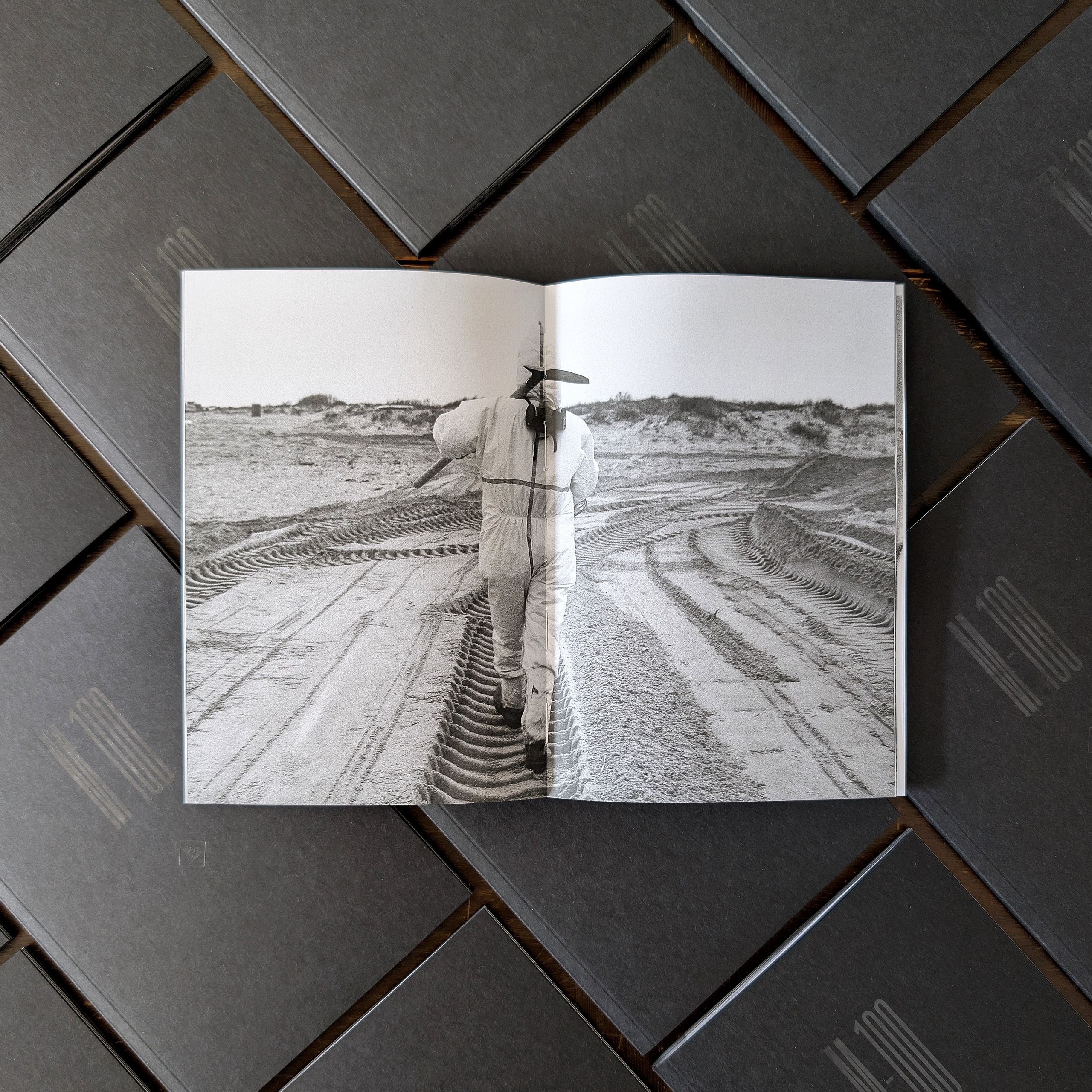 M-100 Photobook. Artem Vladimirov