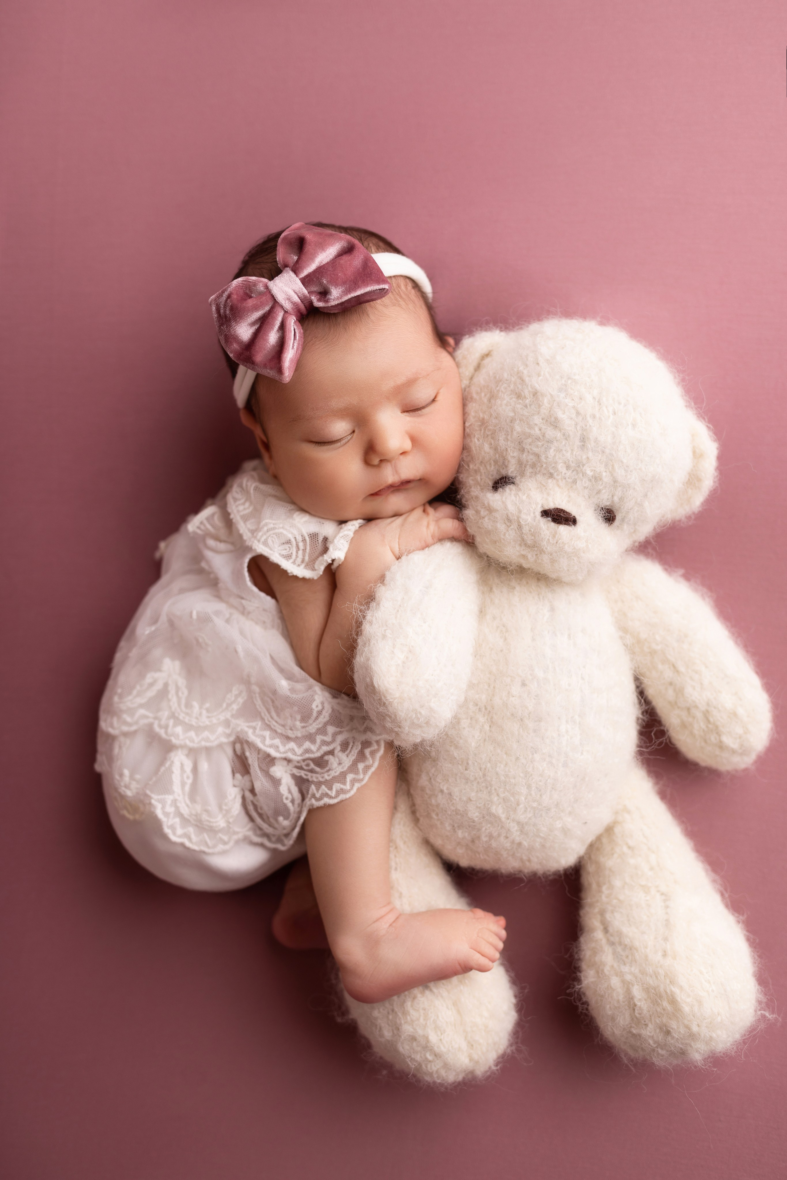 Классическая фотосессия малыша. Фотограф новорожденных малышей в Омске и Омской области Эльвира Камаева