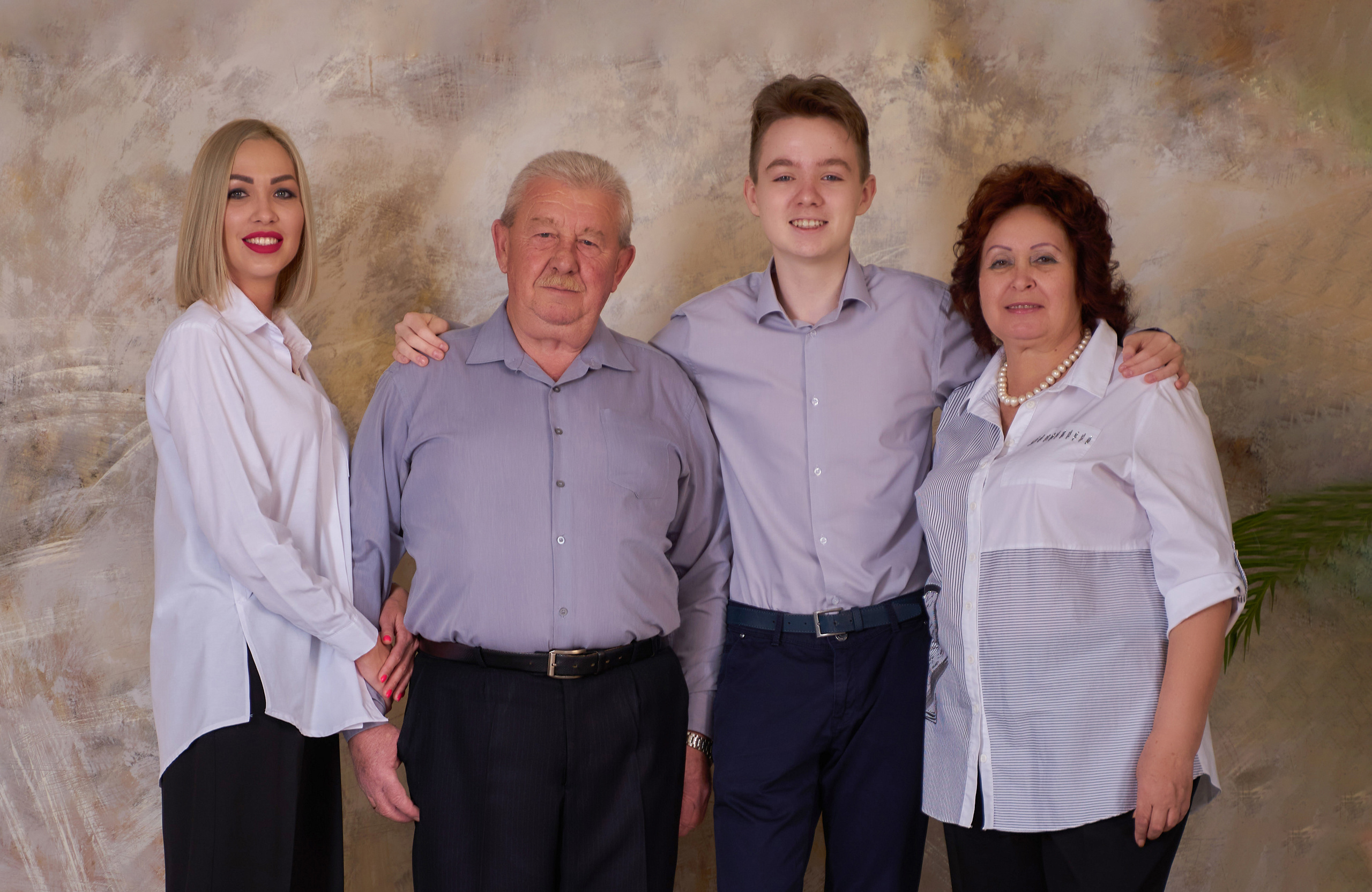 Семейные. Выпускные фотокниги во Владивостоке Джуган Елена