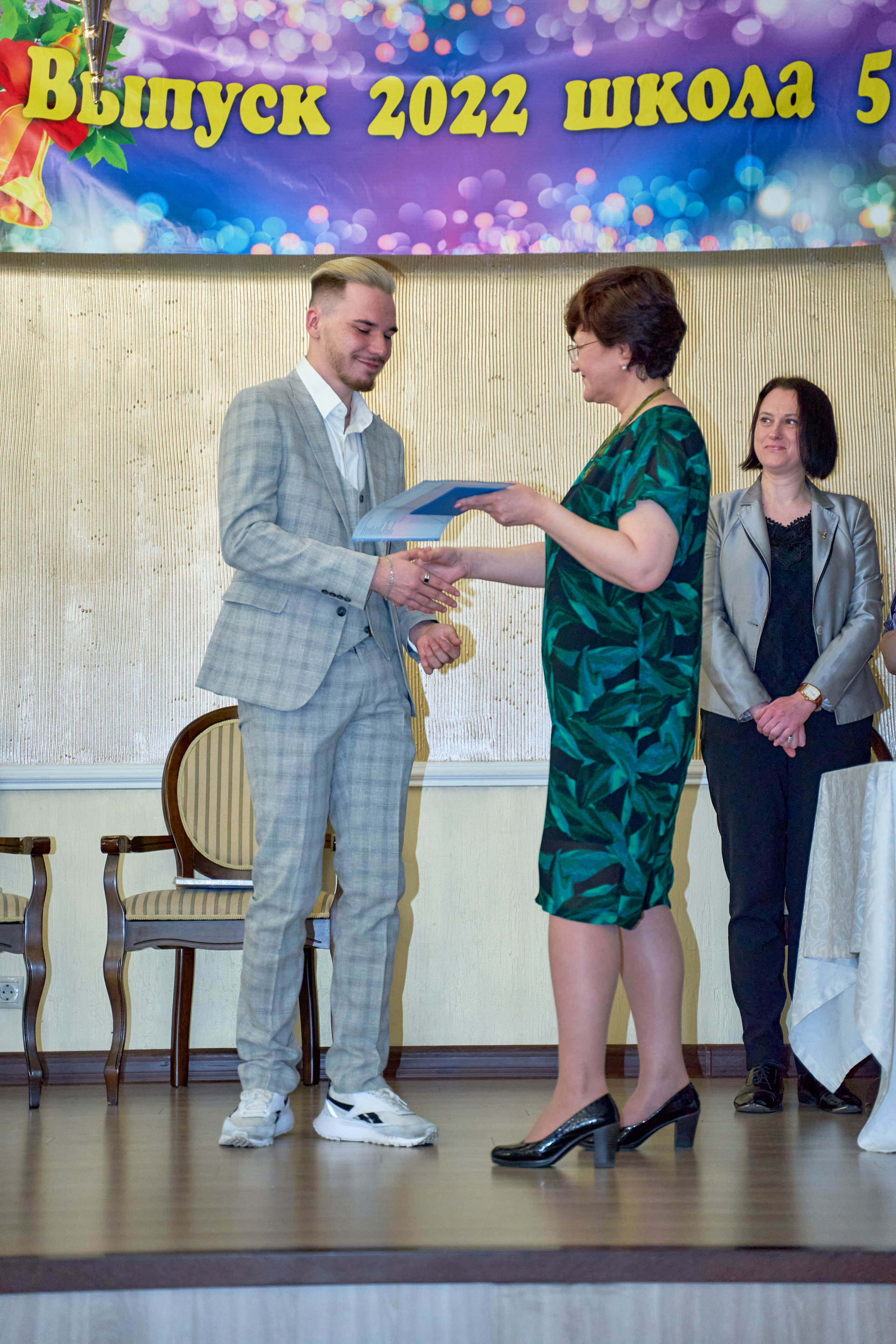 Выпускной. Выпускные фотокниги во Владивостоке Джуган Елена