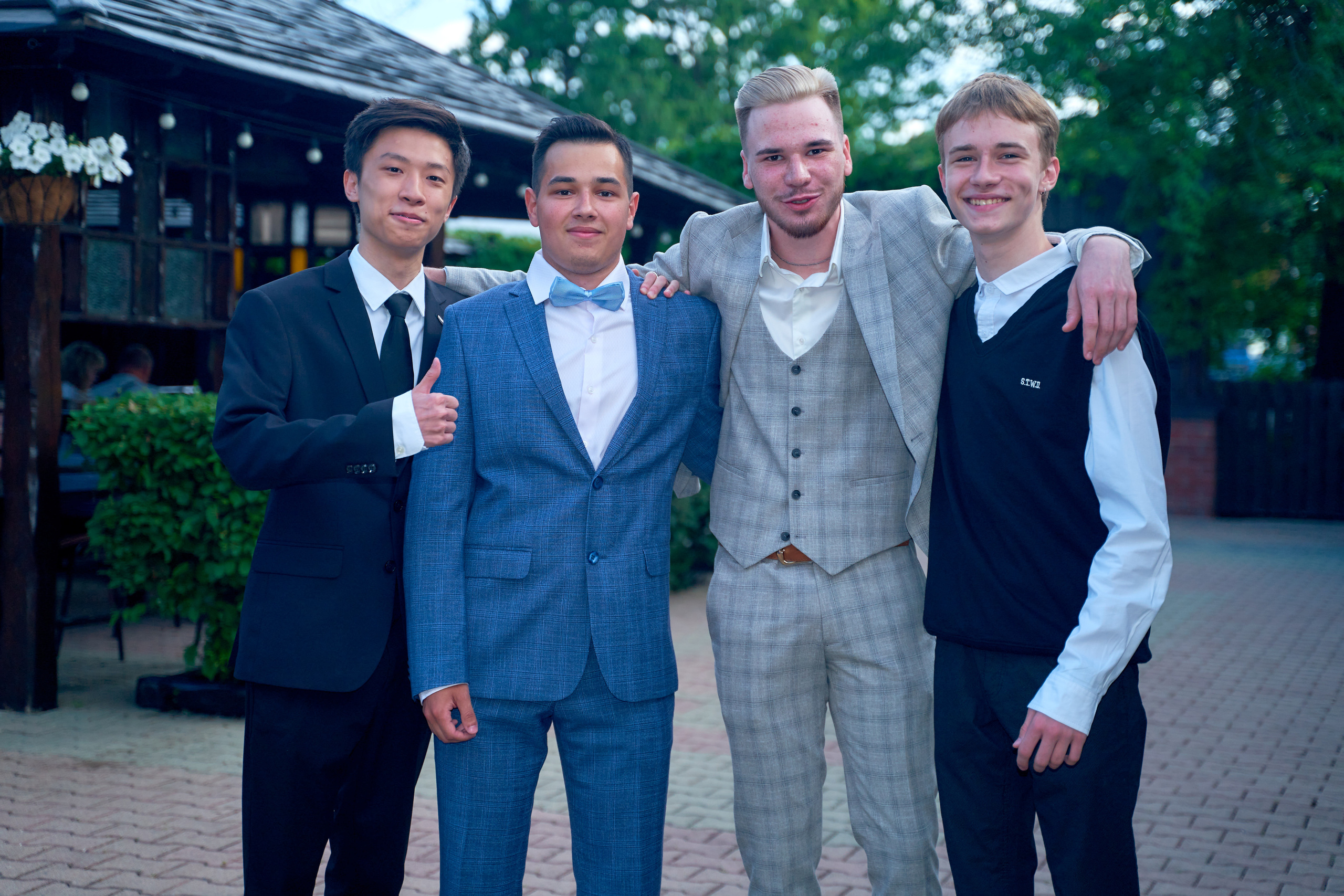 Выпускной. Выпускные фотокниги во Владивостоке Джуган Елена