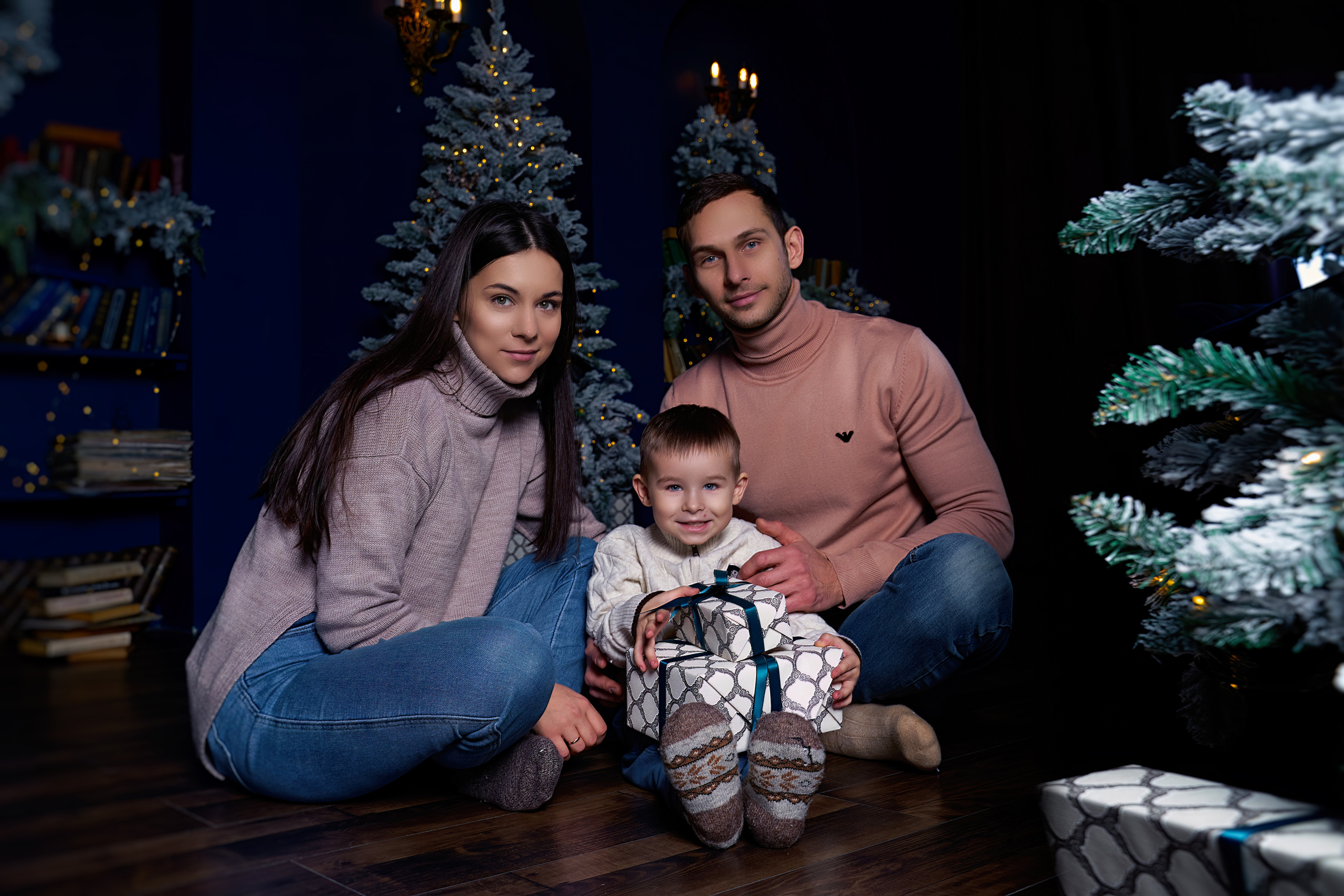 Семейные. Выпускные фотокниги во Владивостоке Джуган Елена