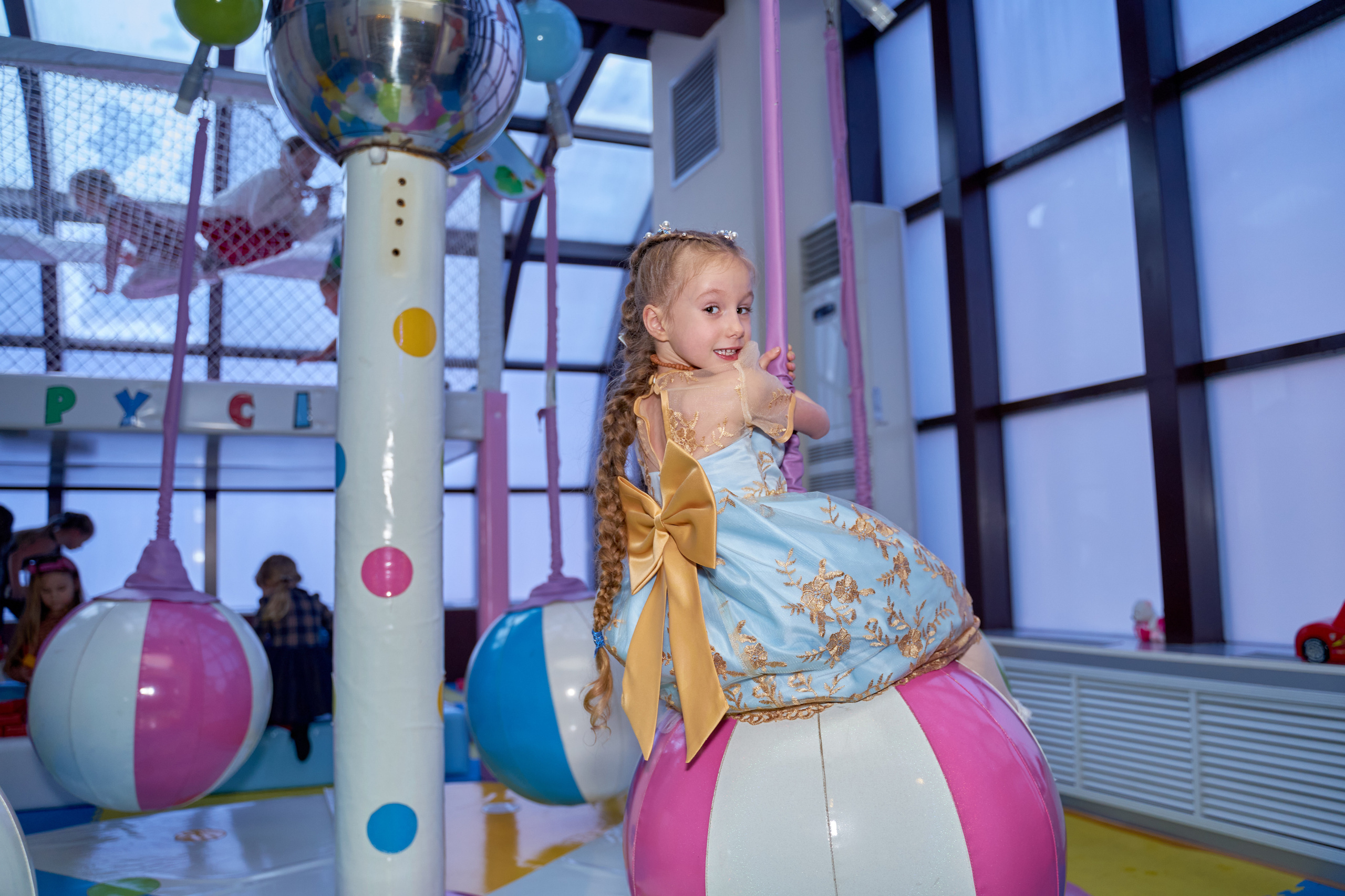 Детский день рождения. Выпускные фотокниги во Владивостоке Джуган Елена
