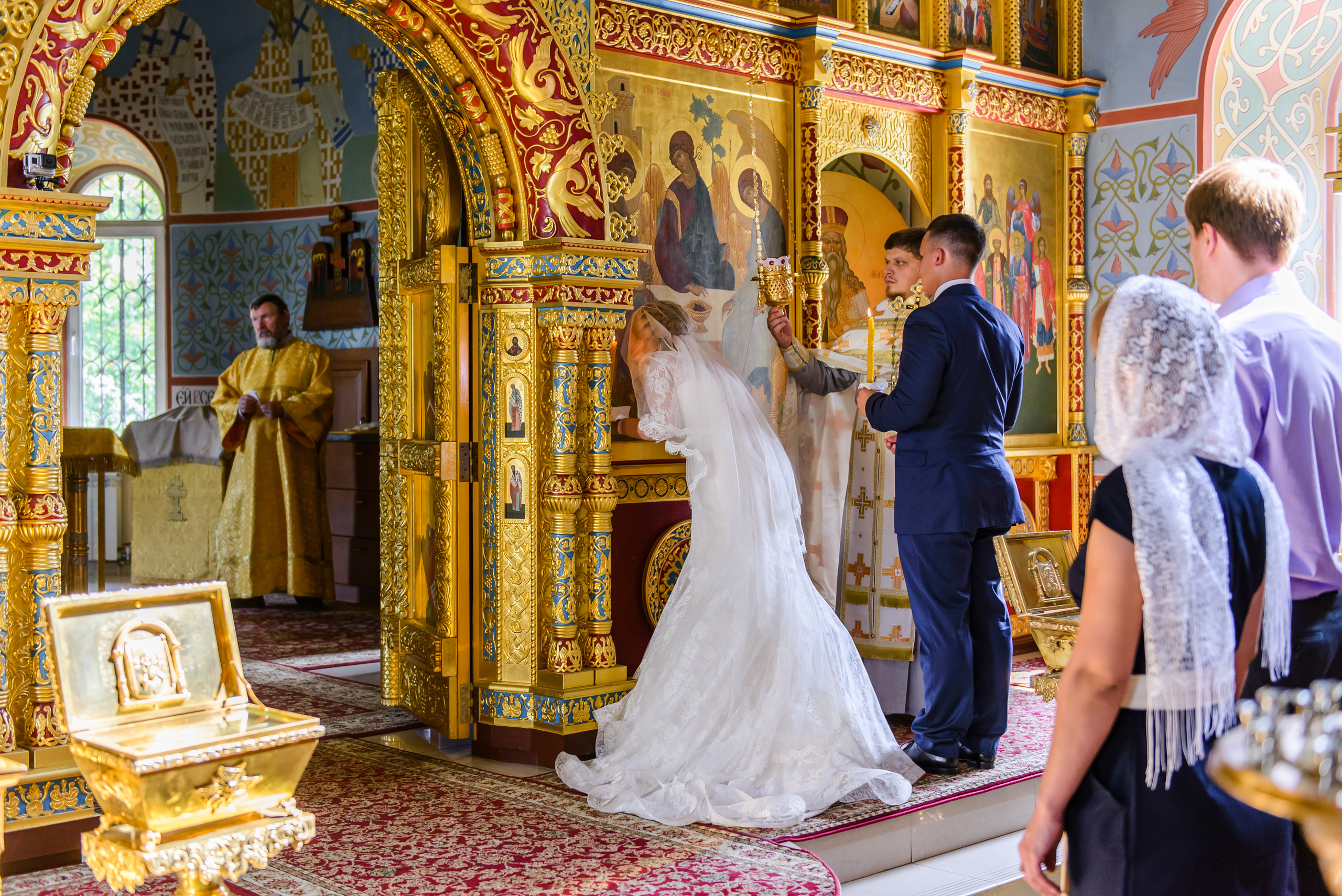 Венчание Артура и Елены. Свадебный и семейный фотограф в Москве Юлия Винник