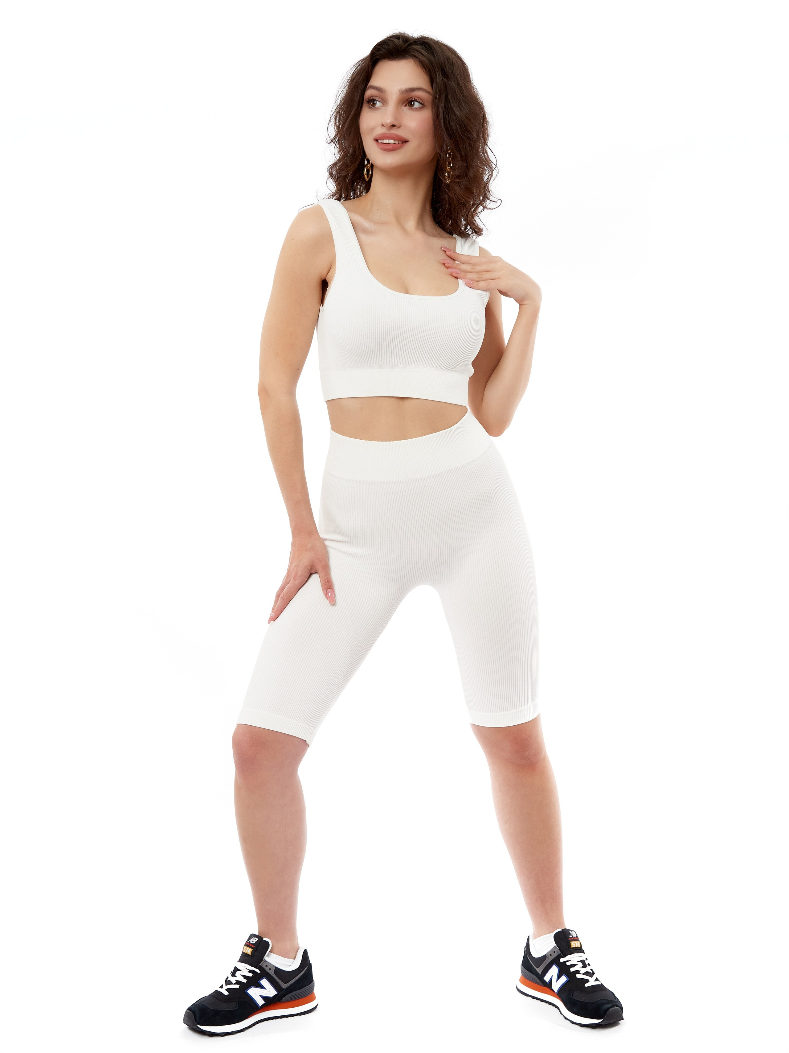 Комплекты Топ+велосипедки+лосины. Каталожный предметный фотограф