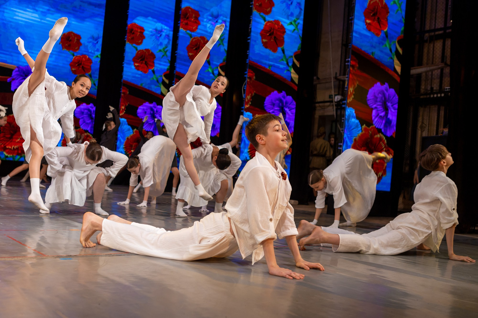 Отчетный концерт Заслуженного коллектива РФ «Жемчужинка» в Оренбурге, ДК «Россия», 2025 г. Фотограф в Оренбурге. Профессиональный фотограф